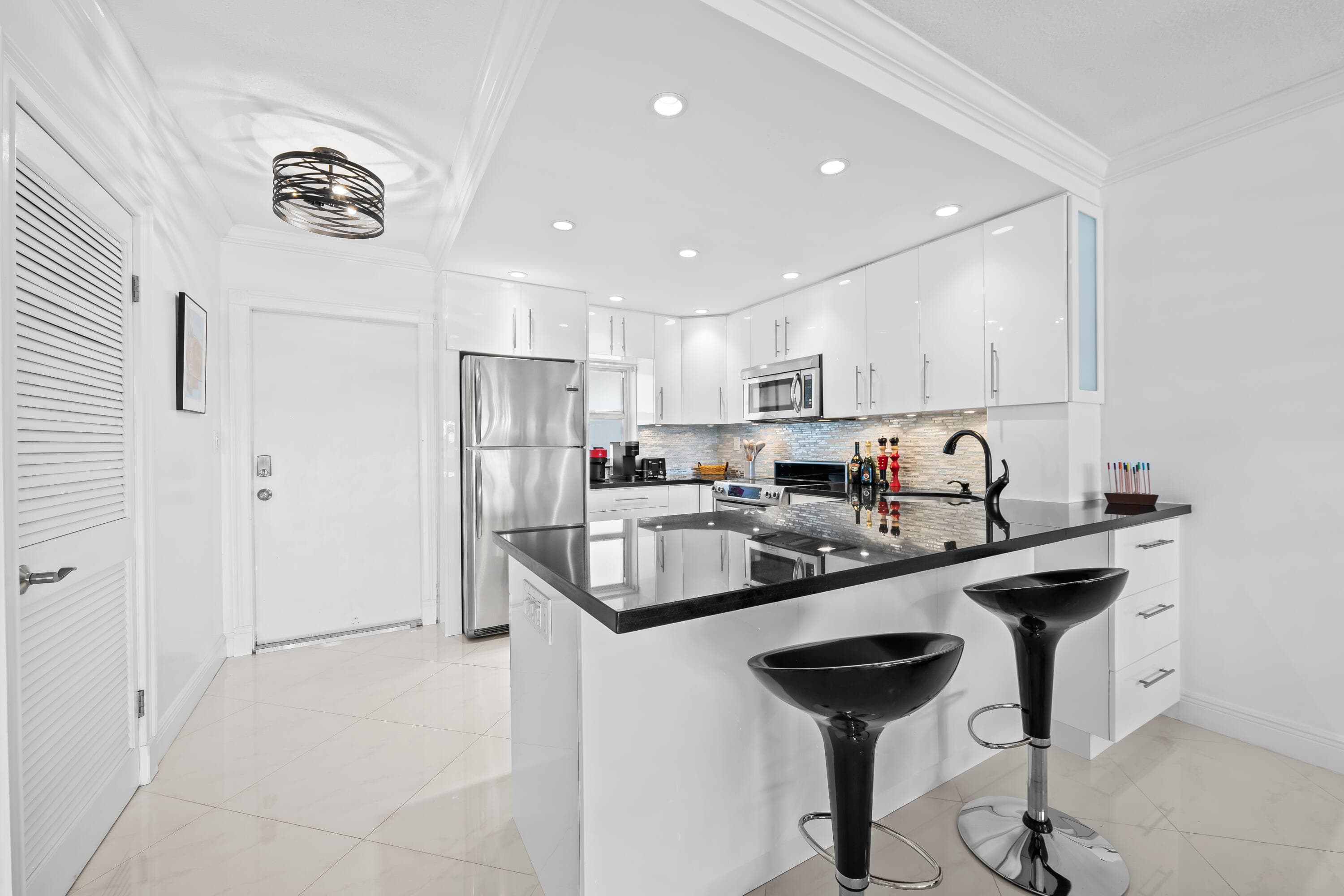 400 N Federal Highway 315, Deerfield Beach, FL 33441 — photo 2 of 48