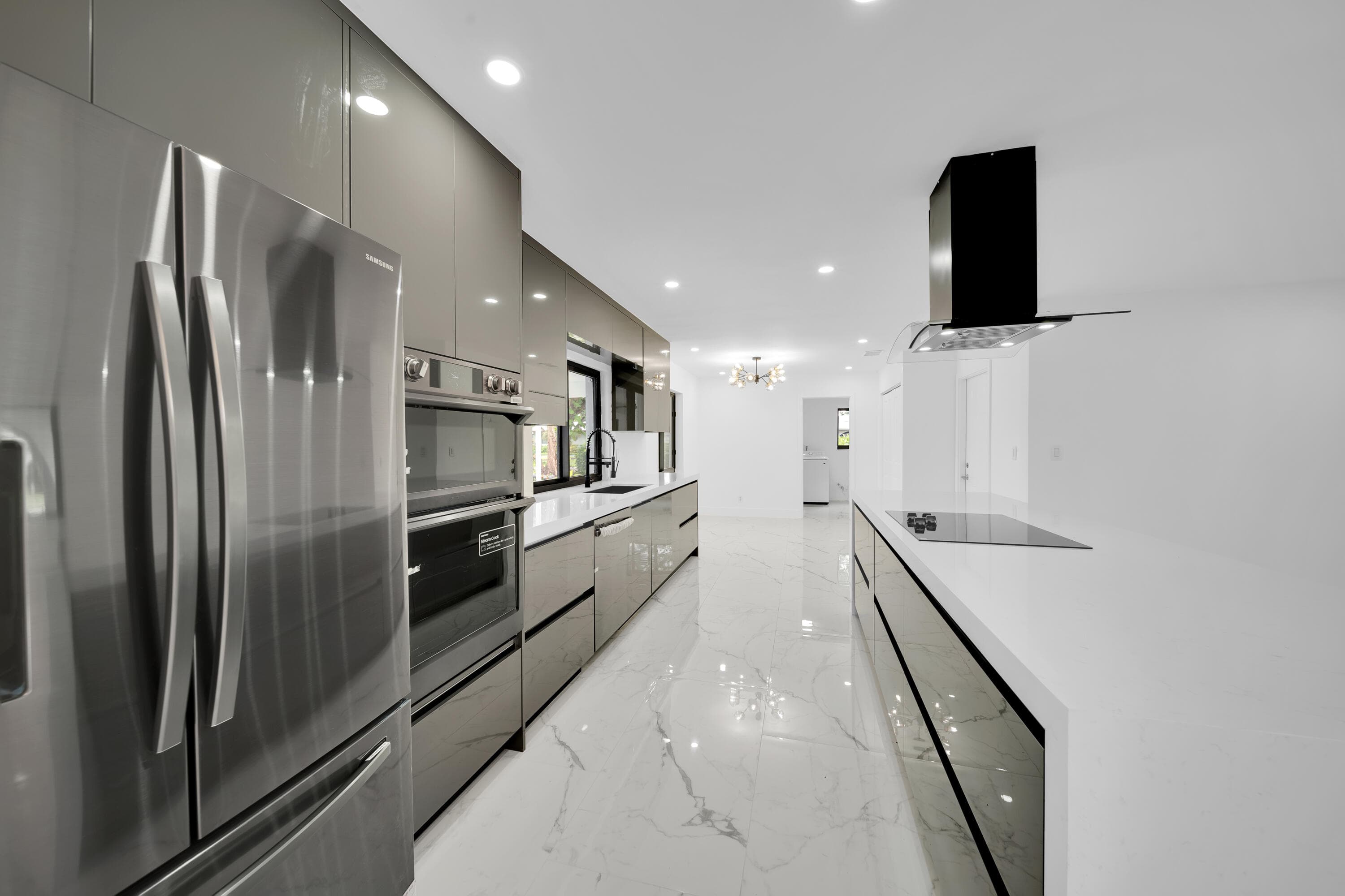 7301 NW 13th Court, Plantation, FL 33313 — photo 10 of 36