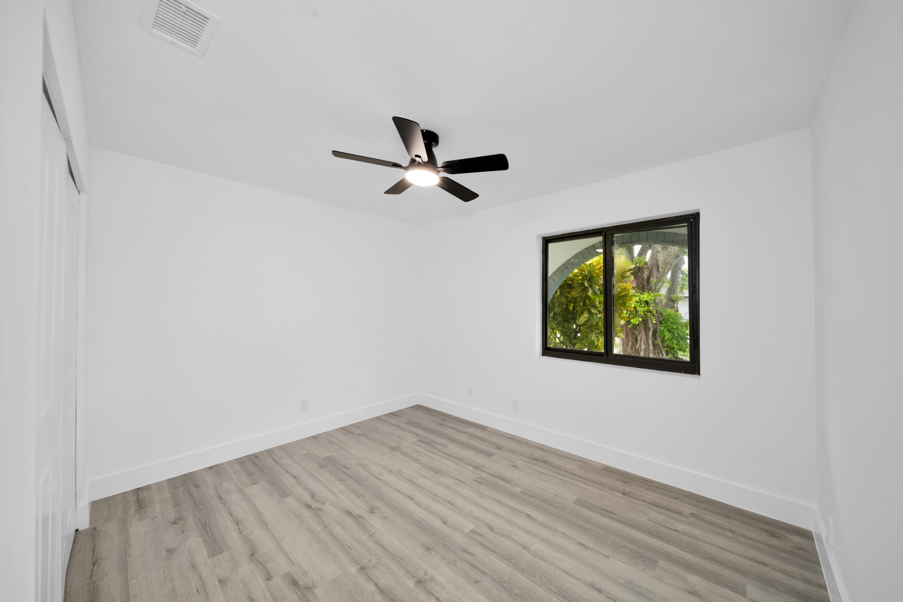 7301 NW 13th Court, Plantation, FL 33313 — photo 25 of 36