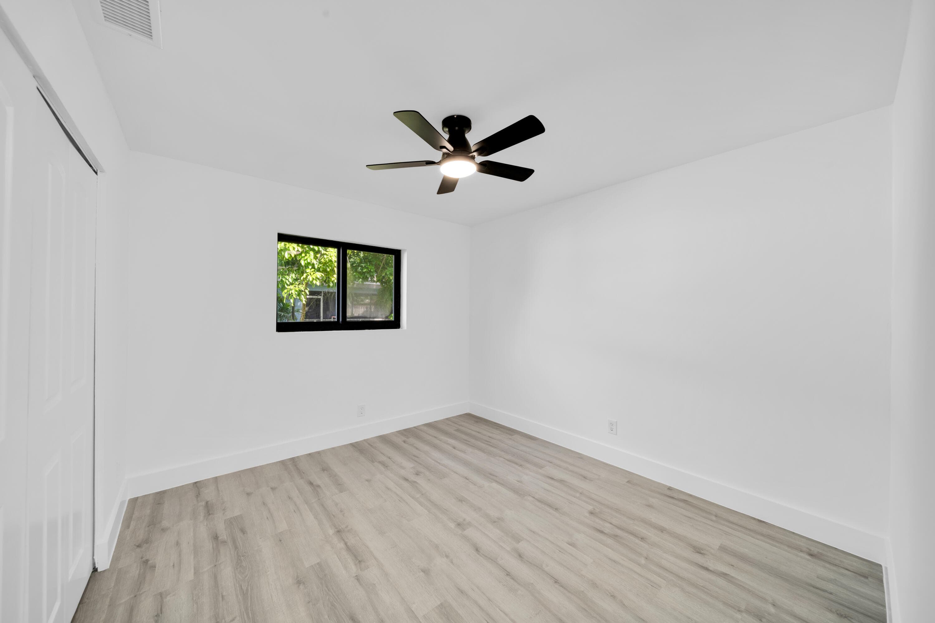 7301 NW 13th Court, Plantation, FL 33313 — photo 24 of 36