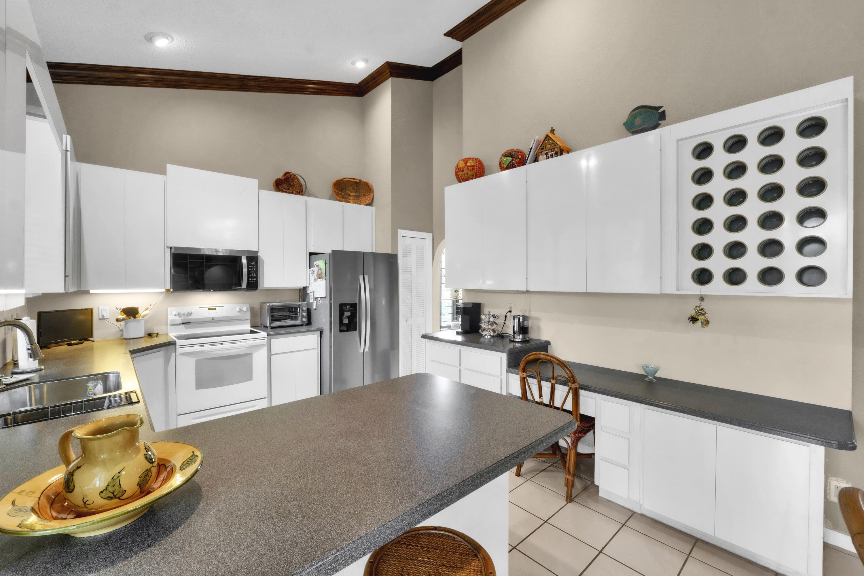 5040 NW 88th Lane, Coral Springs, FL 33067 — photo 17 of 46