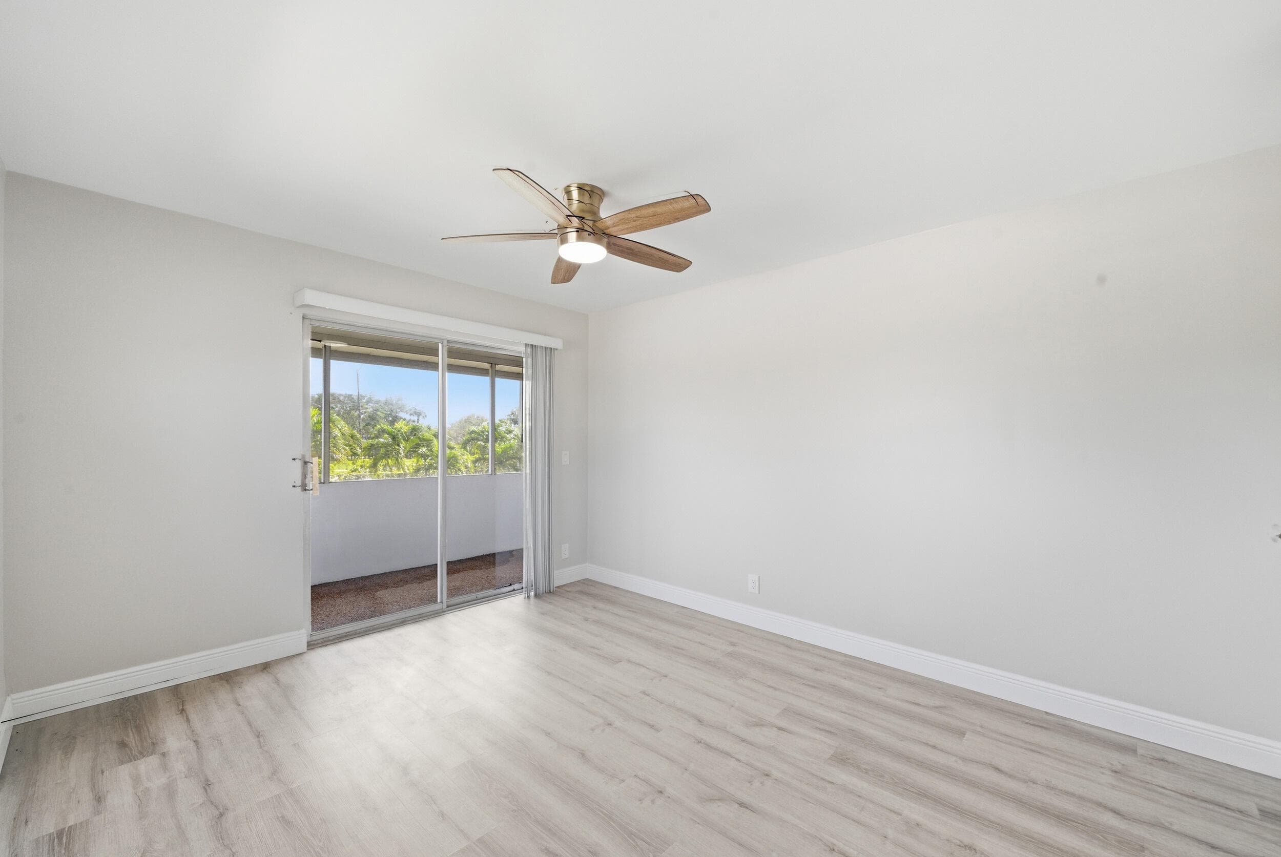 284 Flanders F, Delray Beach, FL 33484 — photo 21 of 75