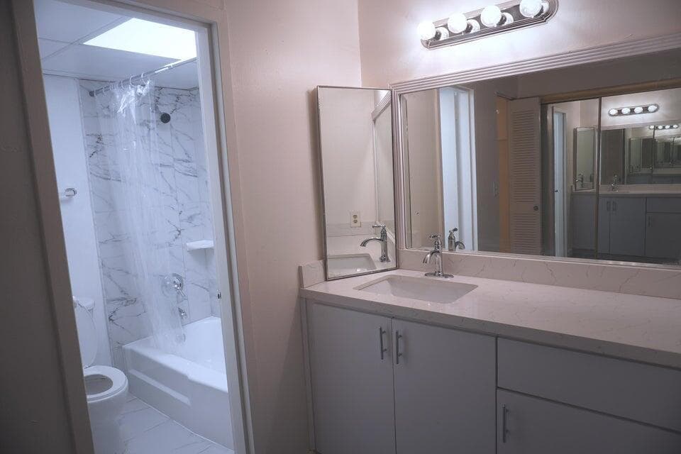 1250 NE 125th Street 216d, North Miami, FL 33161 — photo 10 of 14