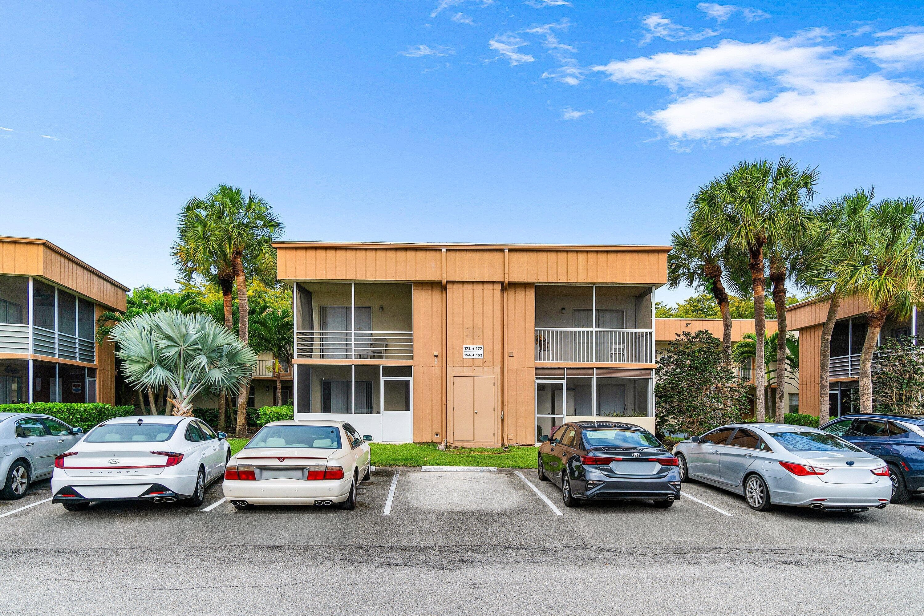 154 Piedmont D, Delray Beach, FL 33484 — photo 1 of 22