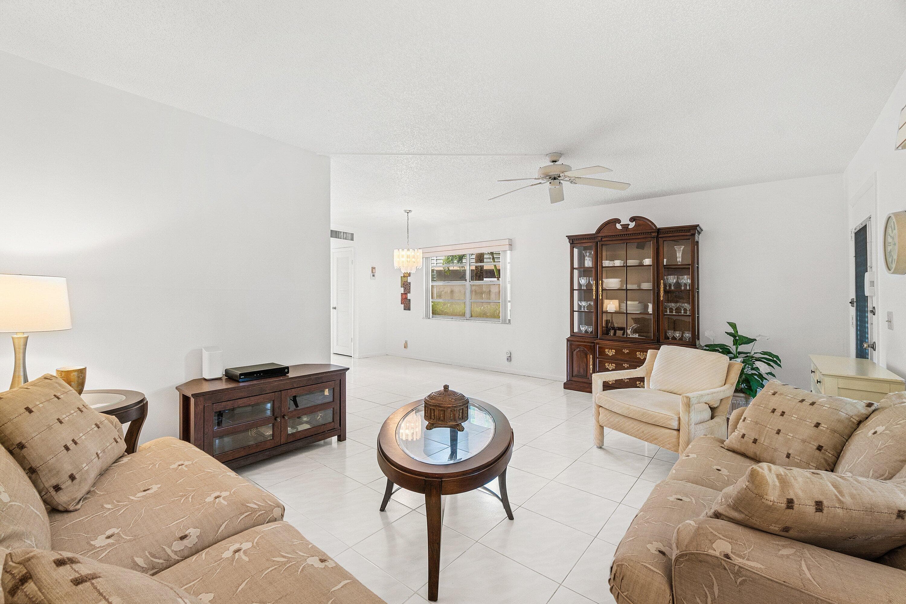 154 Piedmont D, Delray Beach, FL 33484 — photo 6 of 22