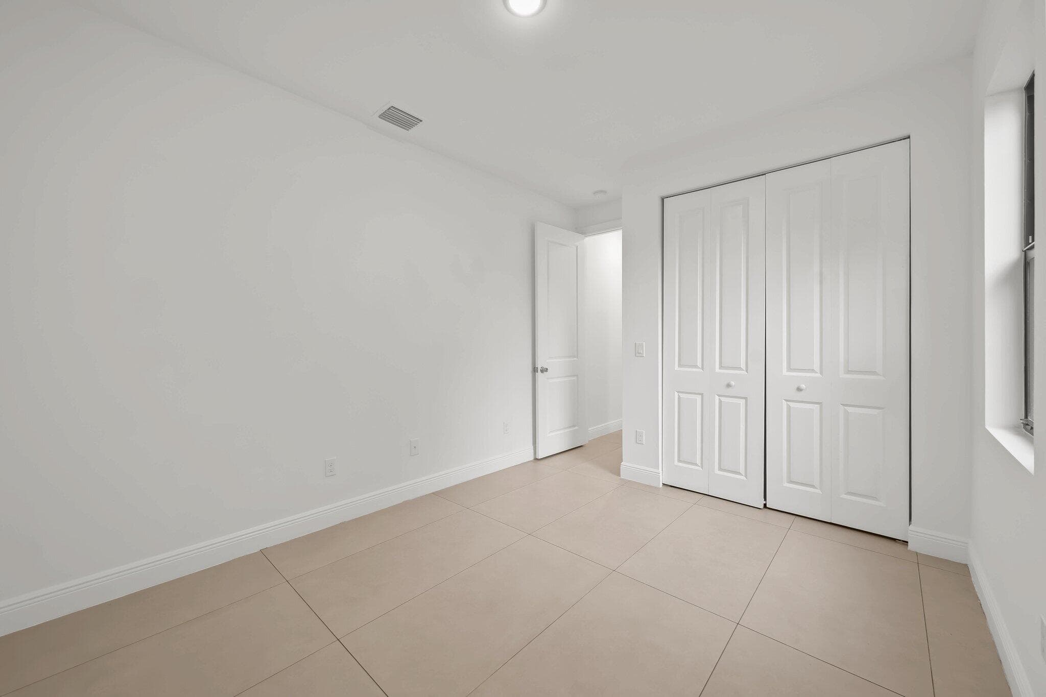 633 55th Street, West Palm Beach, FL 33407 — photo 18 of 25