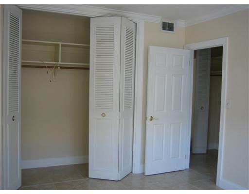 1481 S Ocean Boulevard 232c, Lauderdale-By-The-Sea, FL 33062 — photo 16 of 32