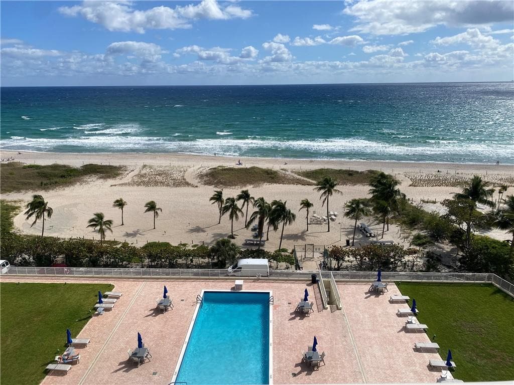 750 N Ocean Boulevard 1009, Pompano Beach, FL 33062 — photo 1 of 23