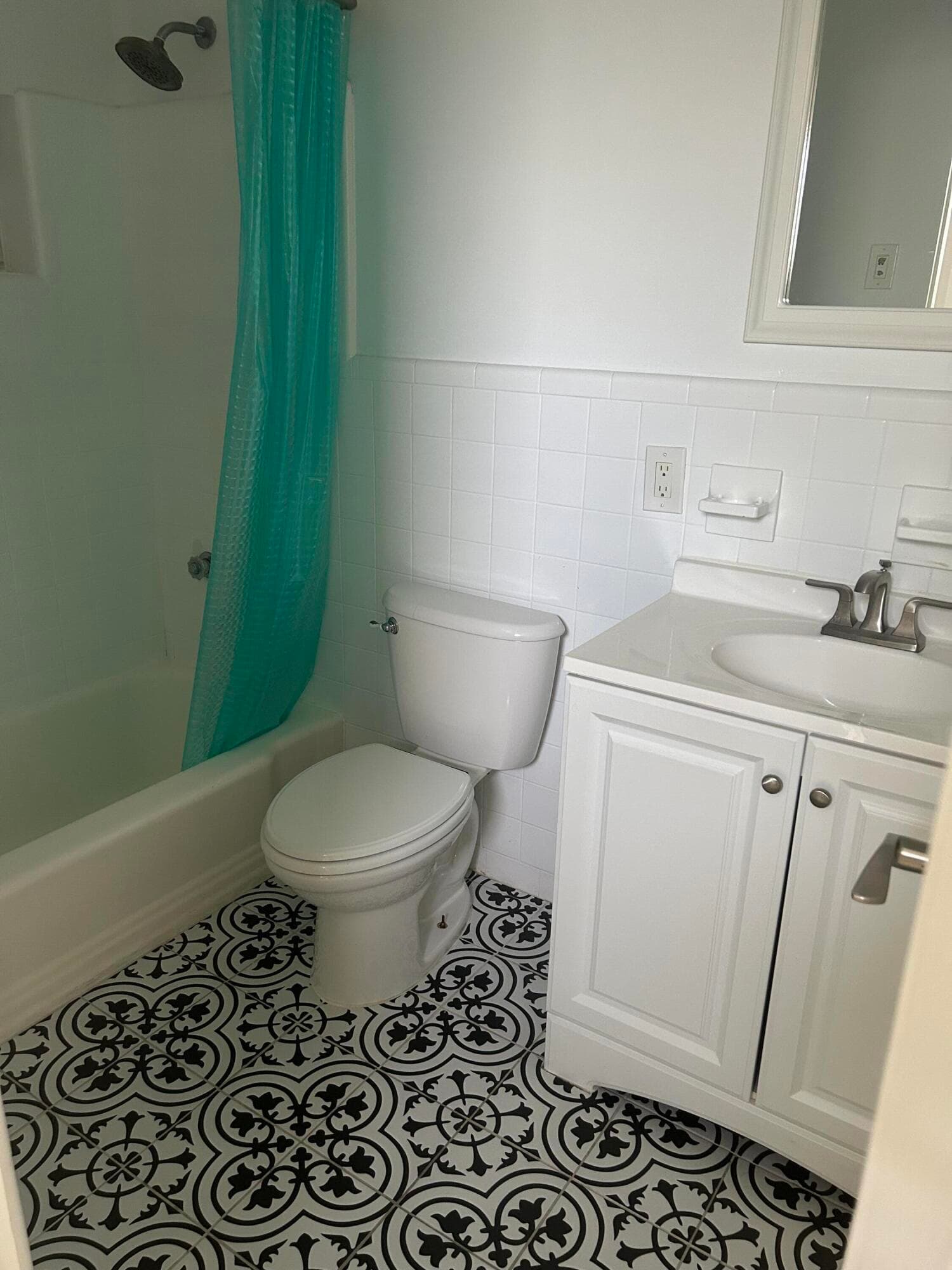 704 NE 20th Avenue, Fort Lauderdale, FL 33304 — photo 13 of 14