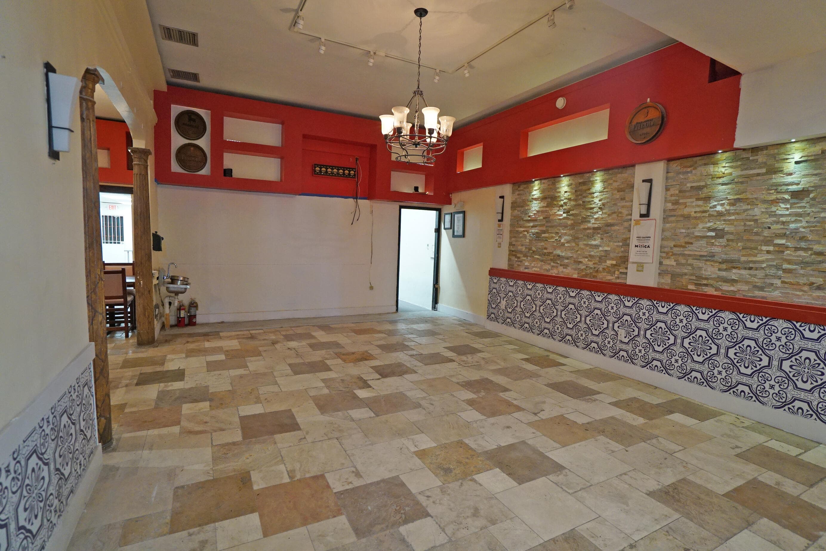 1365 SW 22nd Street, Miami, FL — photo 6 of 68