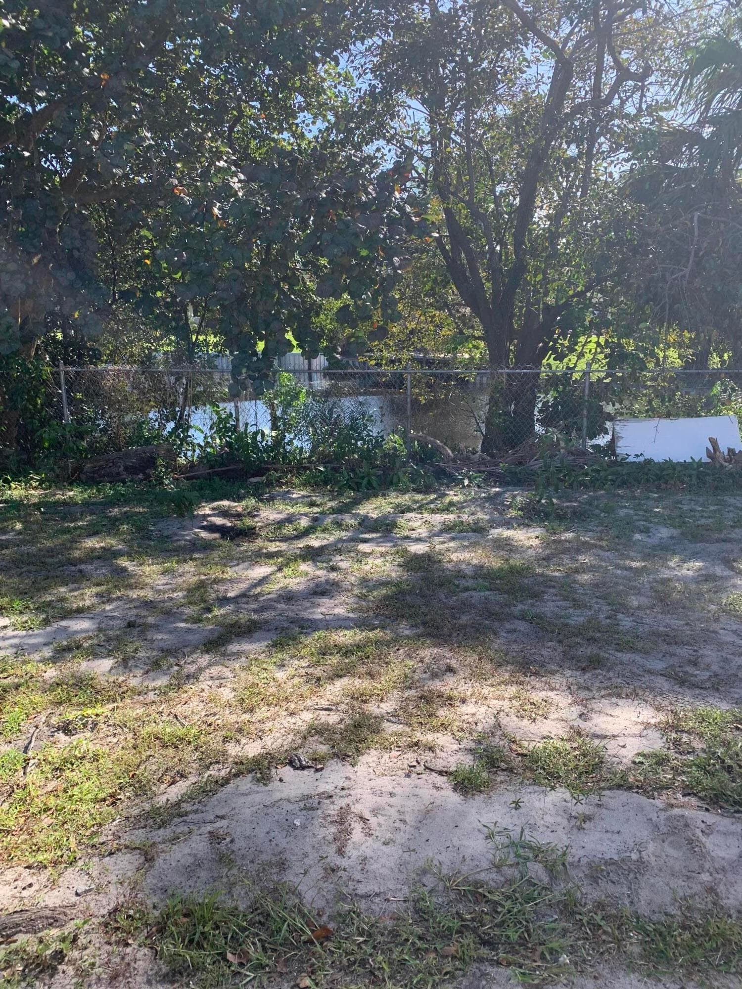 1014 Old Boynton Road, Boynton Beach, FL 33426 — photo 4 of 10