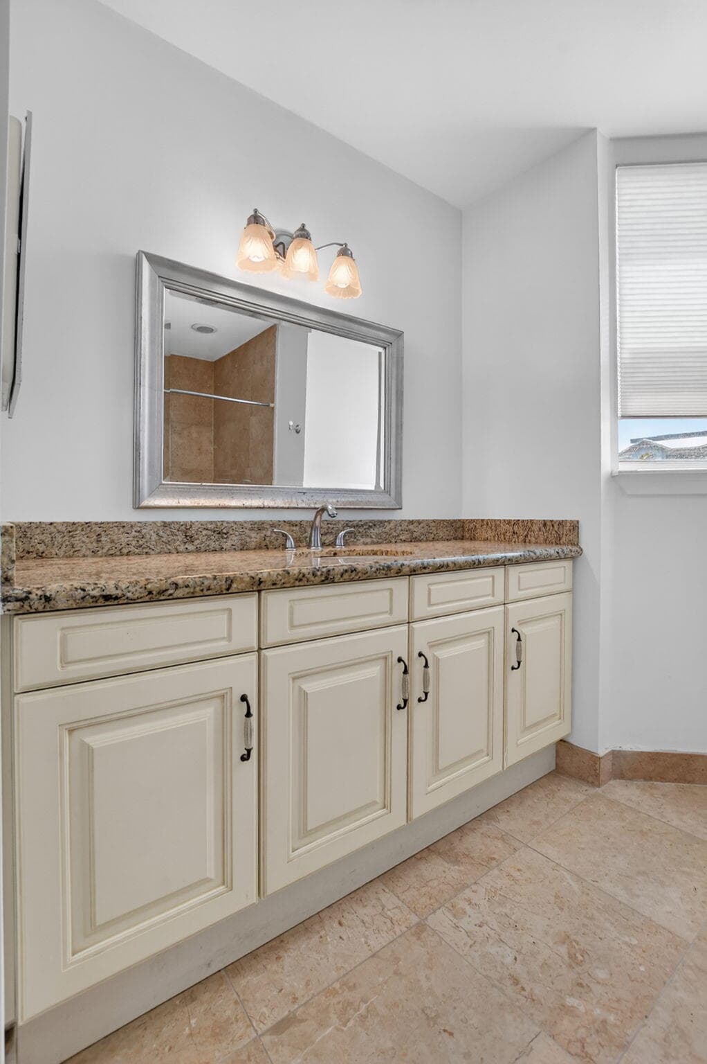 616 SE 20th Avenue 302, Deerfield Beach, FL 33441 — photo 21 of 39