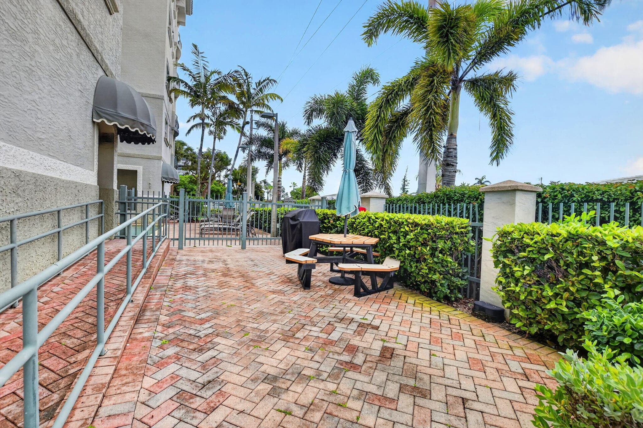 616 SE 20th Avenue 302, Deerfield Beach, FL 33441 — photo 39 of 39