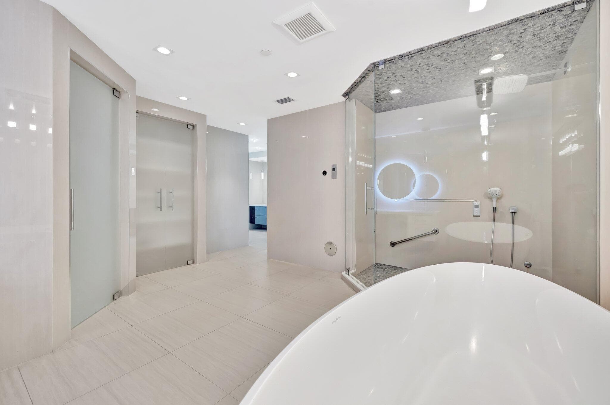 2100 N Ocean Boulevard 16e, Fort Lauderdale, FL 33305 — photo 25 of 76