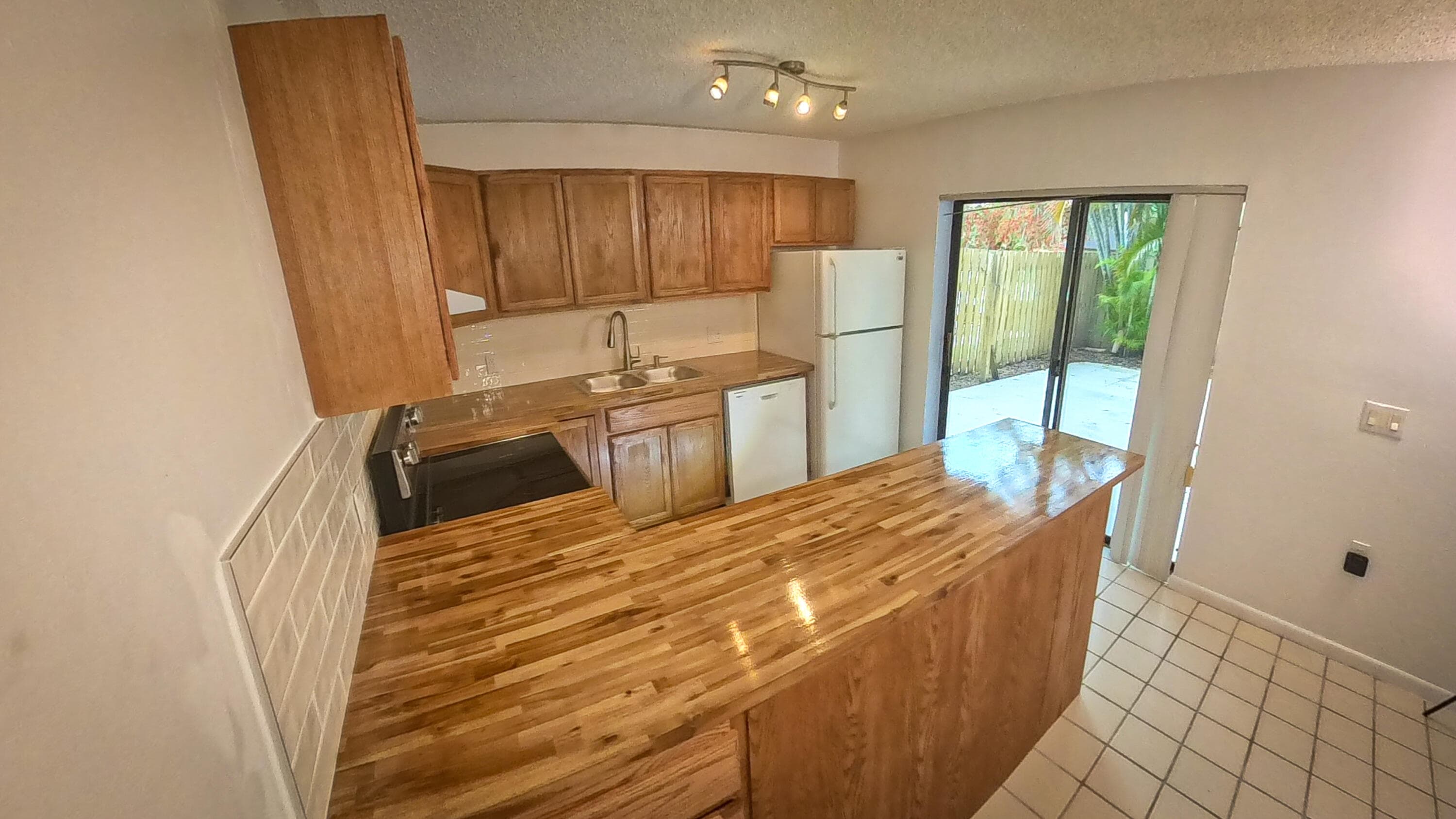 5646 SE Windsong Lane 415, Stuart, FL 34997 — photo 6 of 32