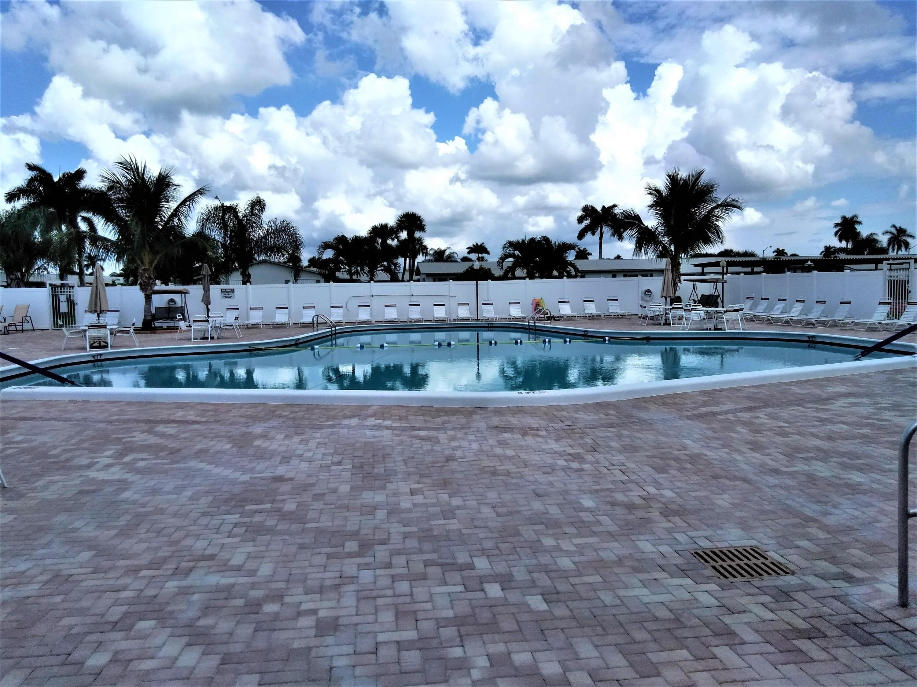 2825 E Crosley Dr Drive E I, West Palm Beach, FL 33415 — photo 29 of 41