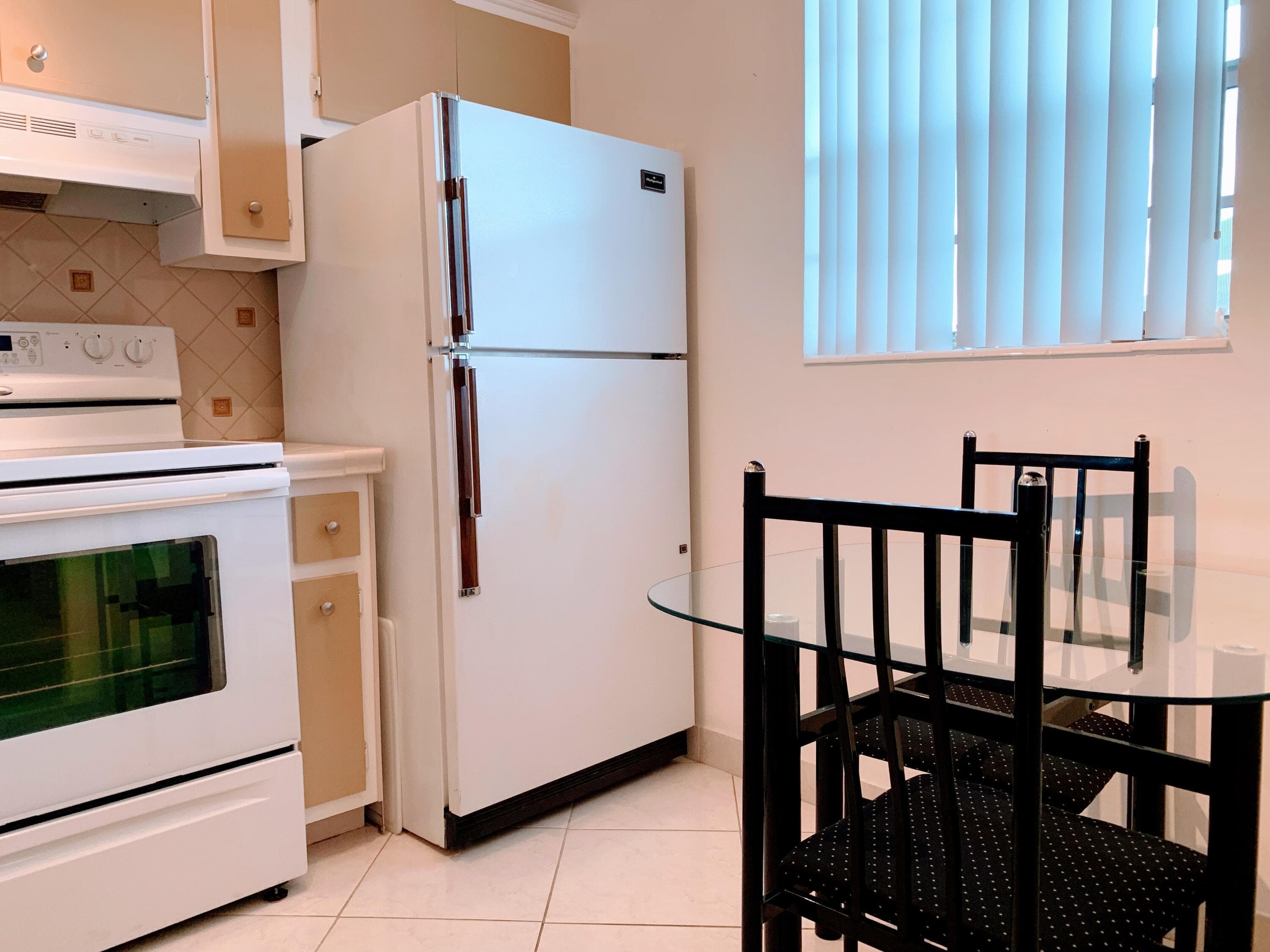 2800 NW 47th Terrace 304, Lauderdale Lakes, FL 33313 — photo 11 of 29