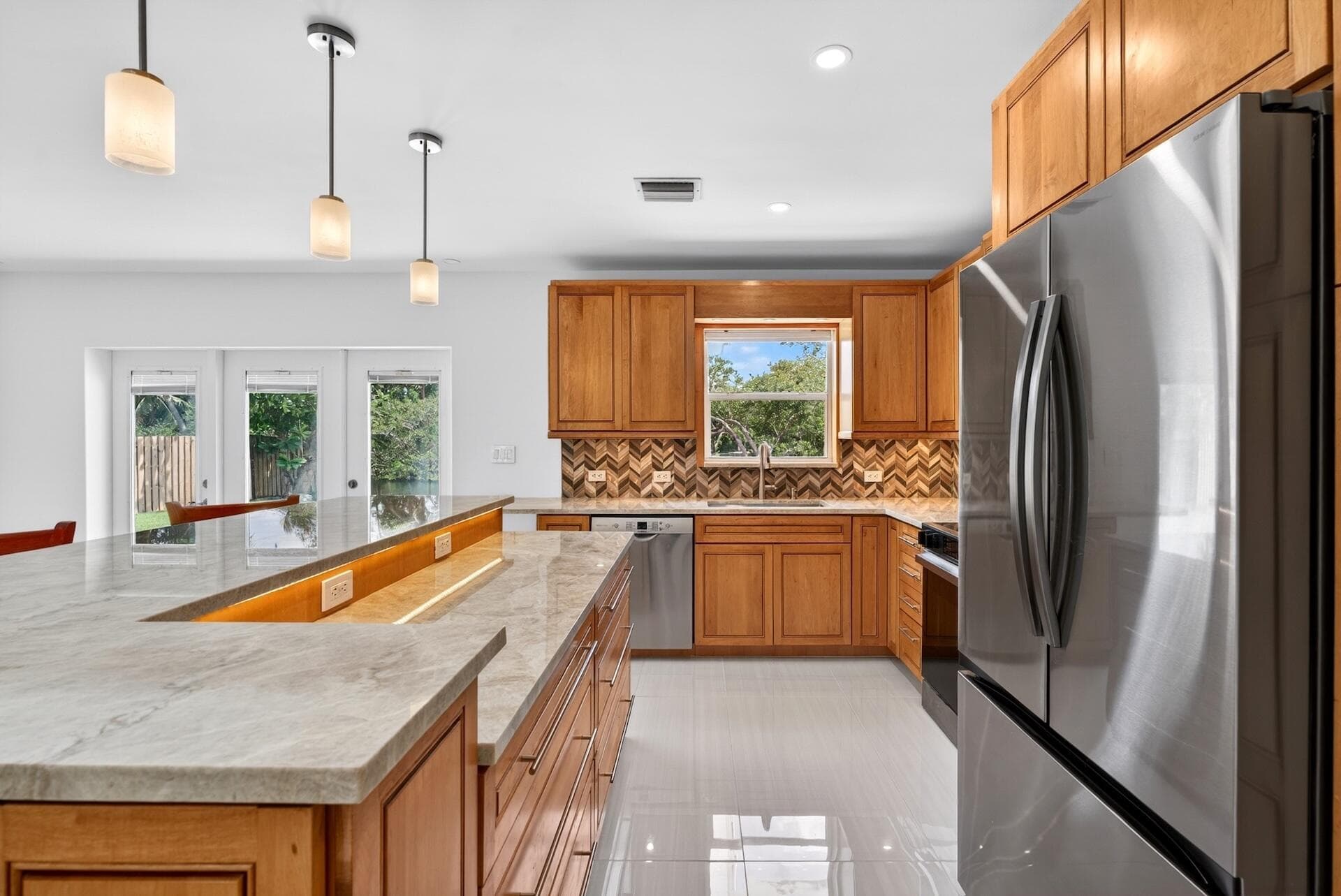 648 NW 30th Court, Wilton Manors, FL 33311 — photo 11 of 56