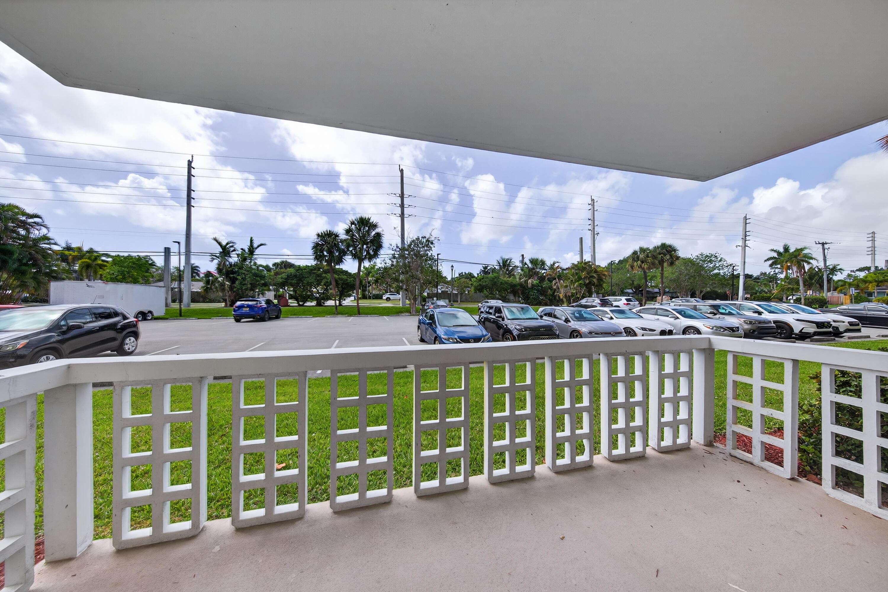 1831 NE 38th Street 108, Oakland Park, FL 33308 — photo 30 of 38
