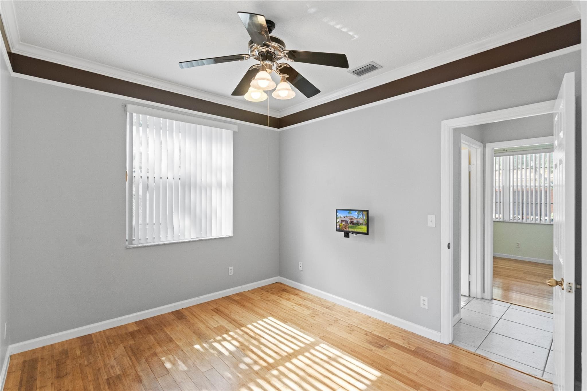 3222 NW 22nd Avenue, Oakland Park, FL 33309 — photo 15 of 72