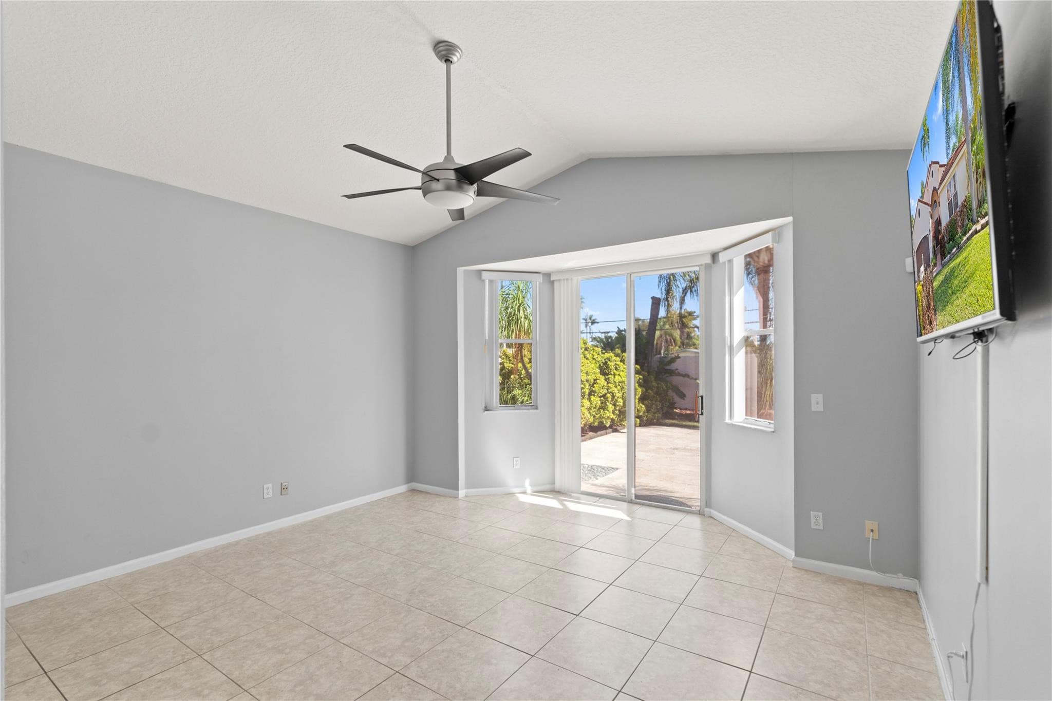3222 NW 22nd Avenue, Oakland Park, FL 33309 — photo 17 of 72