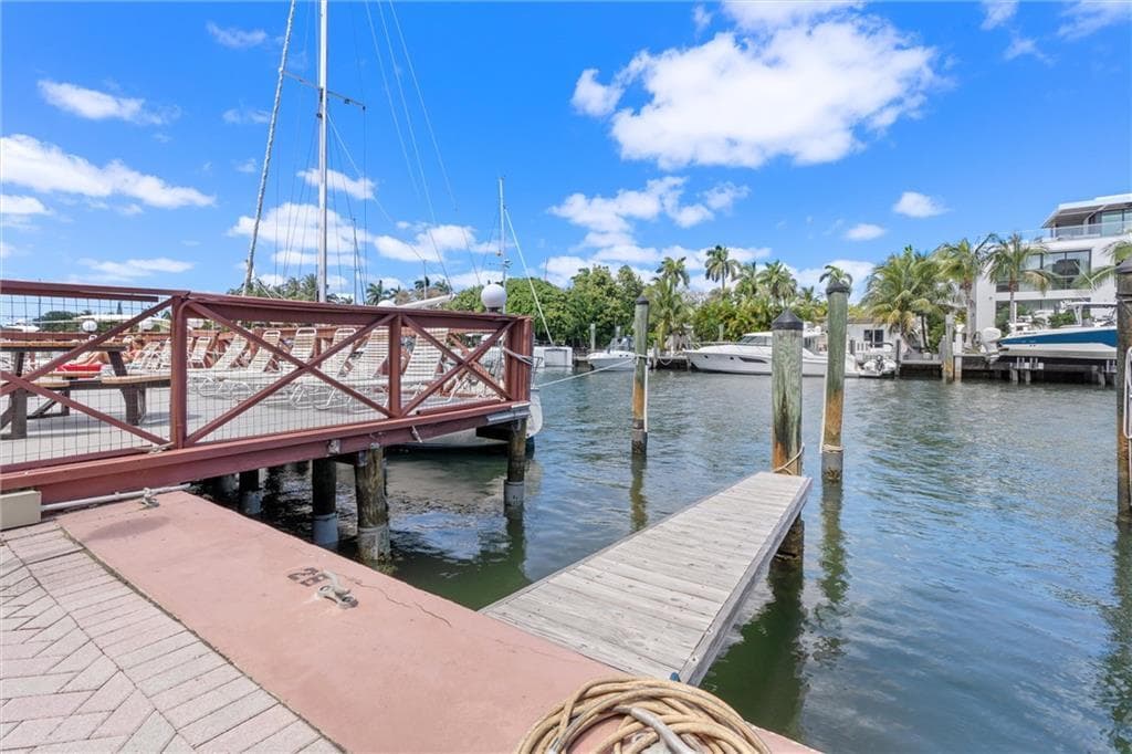 1777 SE 15th Street 404, Fort Lauderdale, FL 33316 — photo 10 of 18