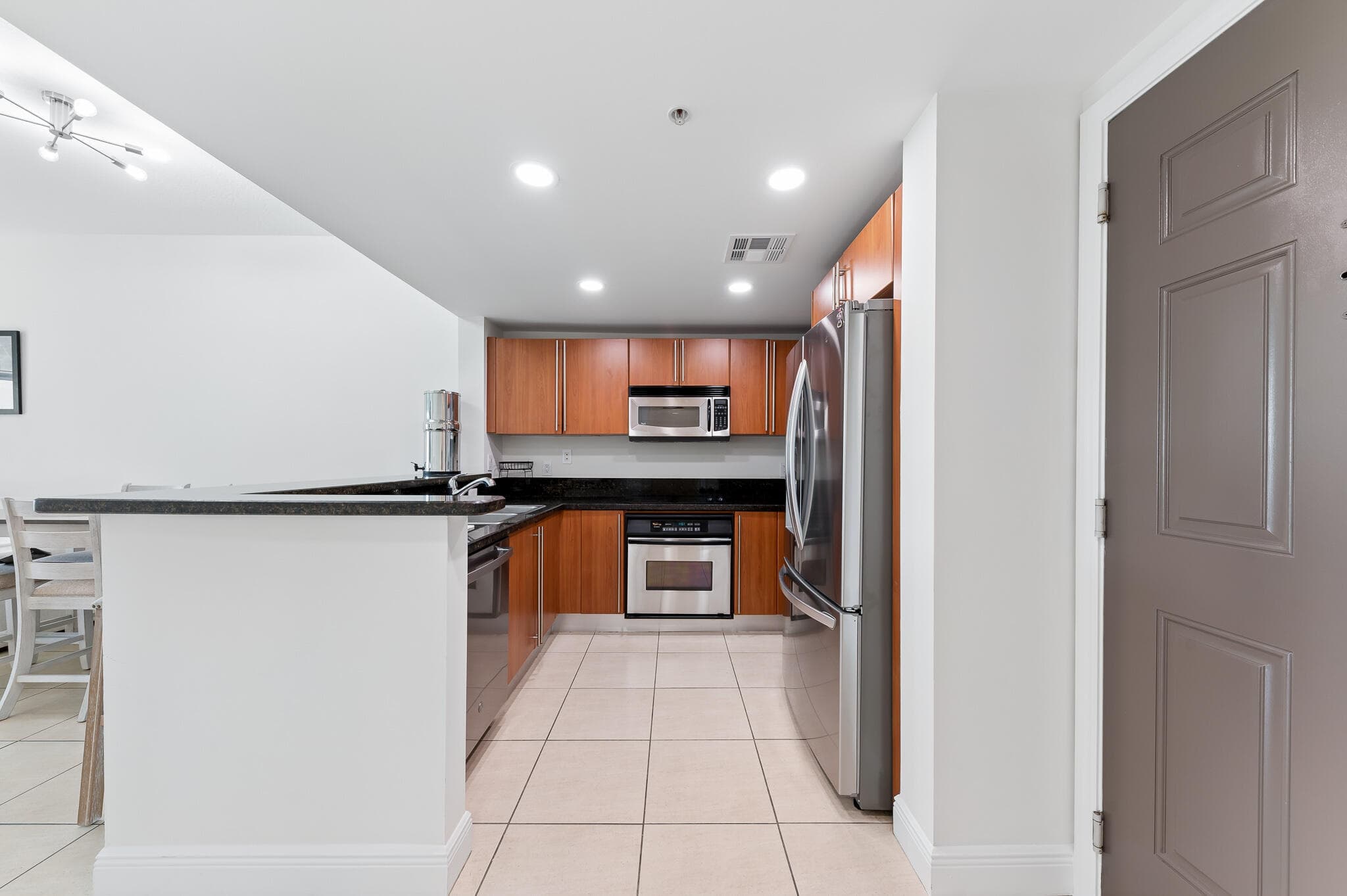 610 Clematis Street 811, West Palm Beach, FL 33401 — photo 4 of 22