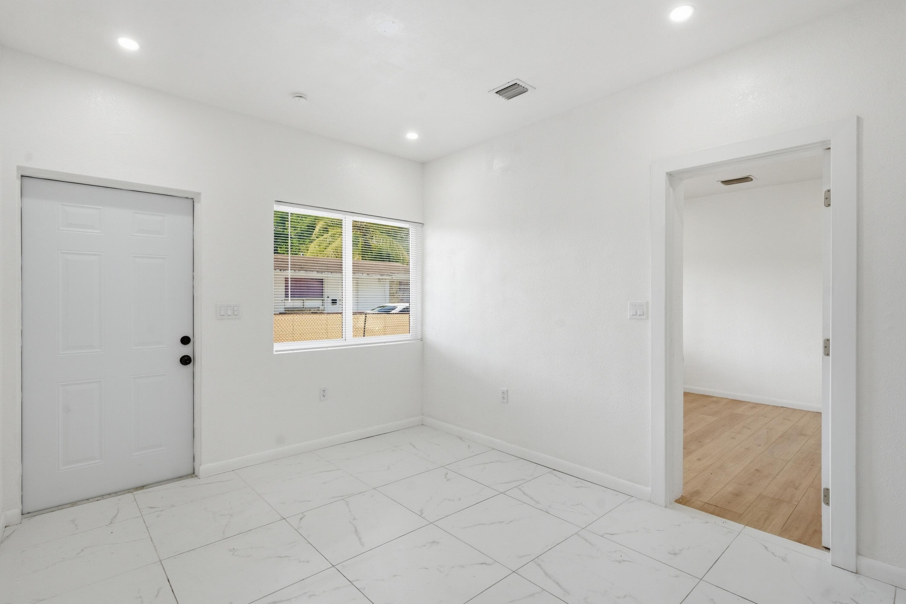 340 SW 11th Avenue 2a, Hallandale Beach, FL 33009 — photo 5 of 10