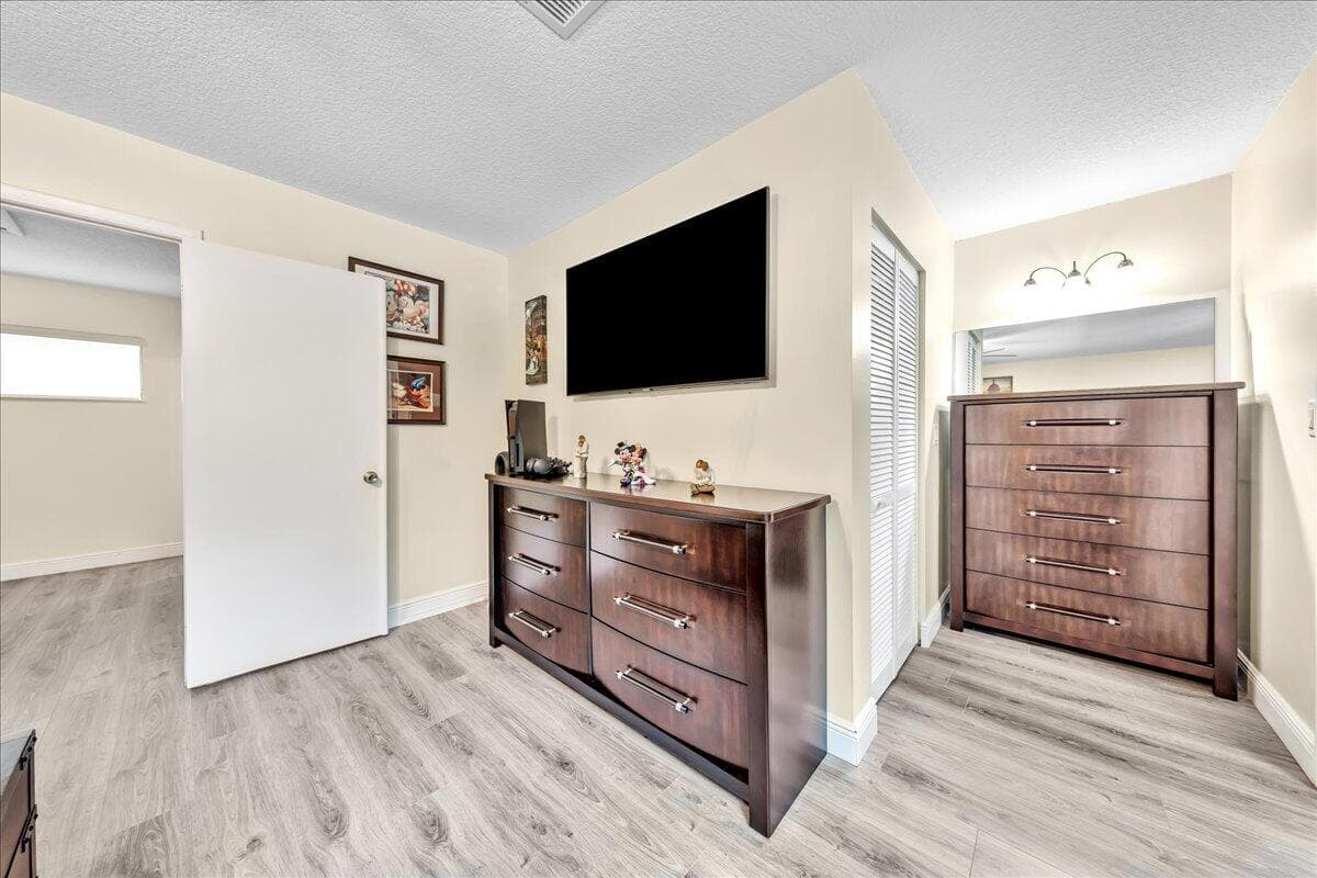 8715 Cleary Boulevard, Plantation, FL 33324 — photo 27 of 32