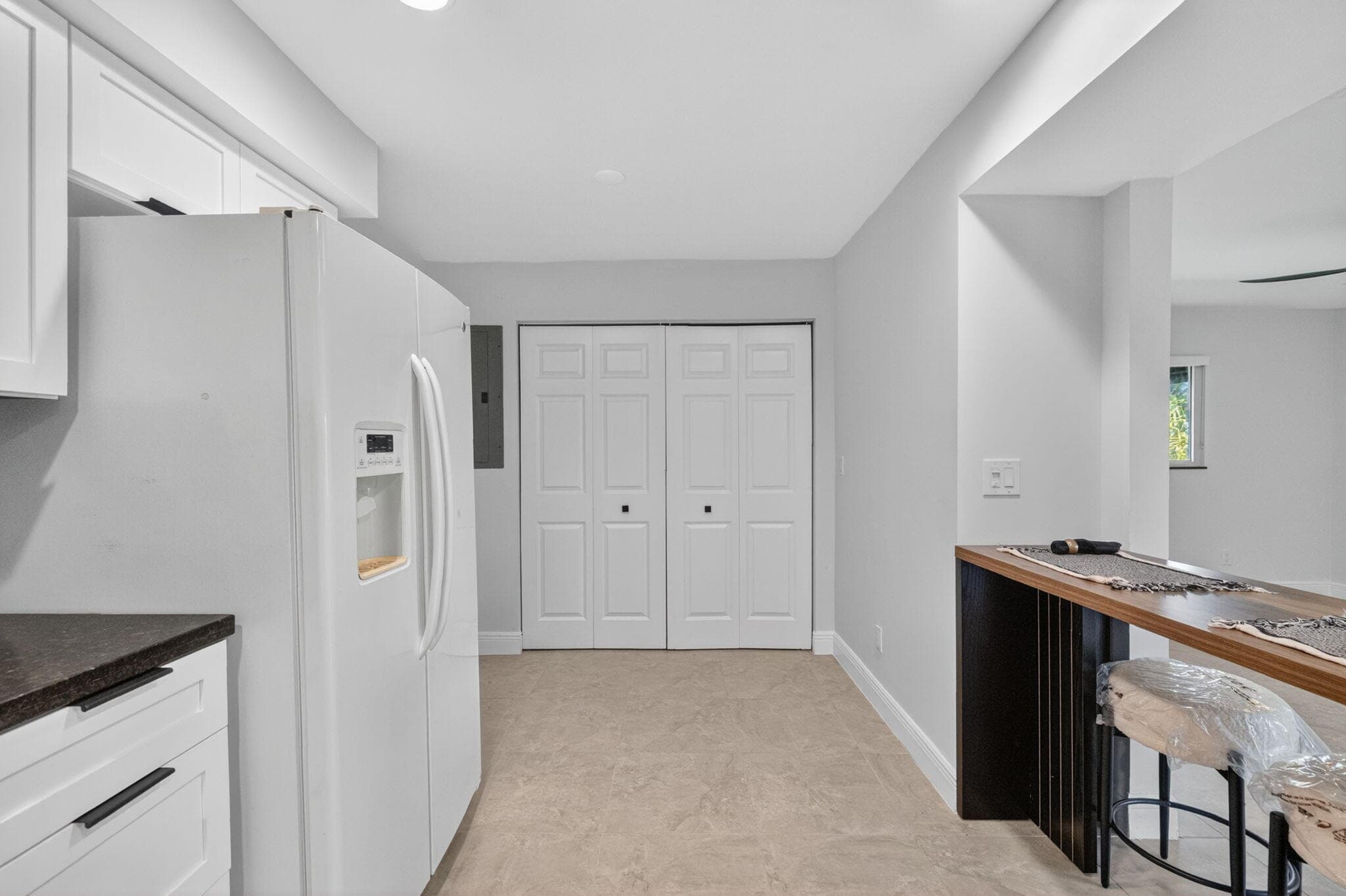 1391 SW 33rd Terrace, Fort Lauderdale, FL 33312 — photo 10 of 40