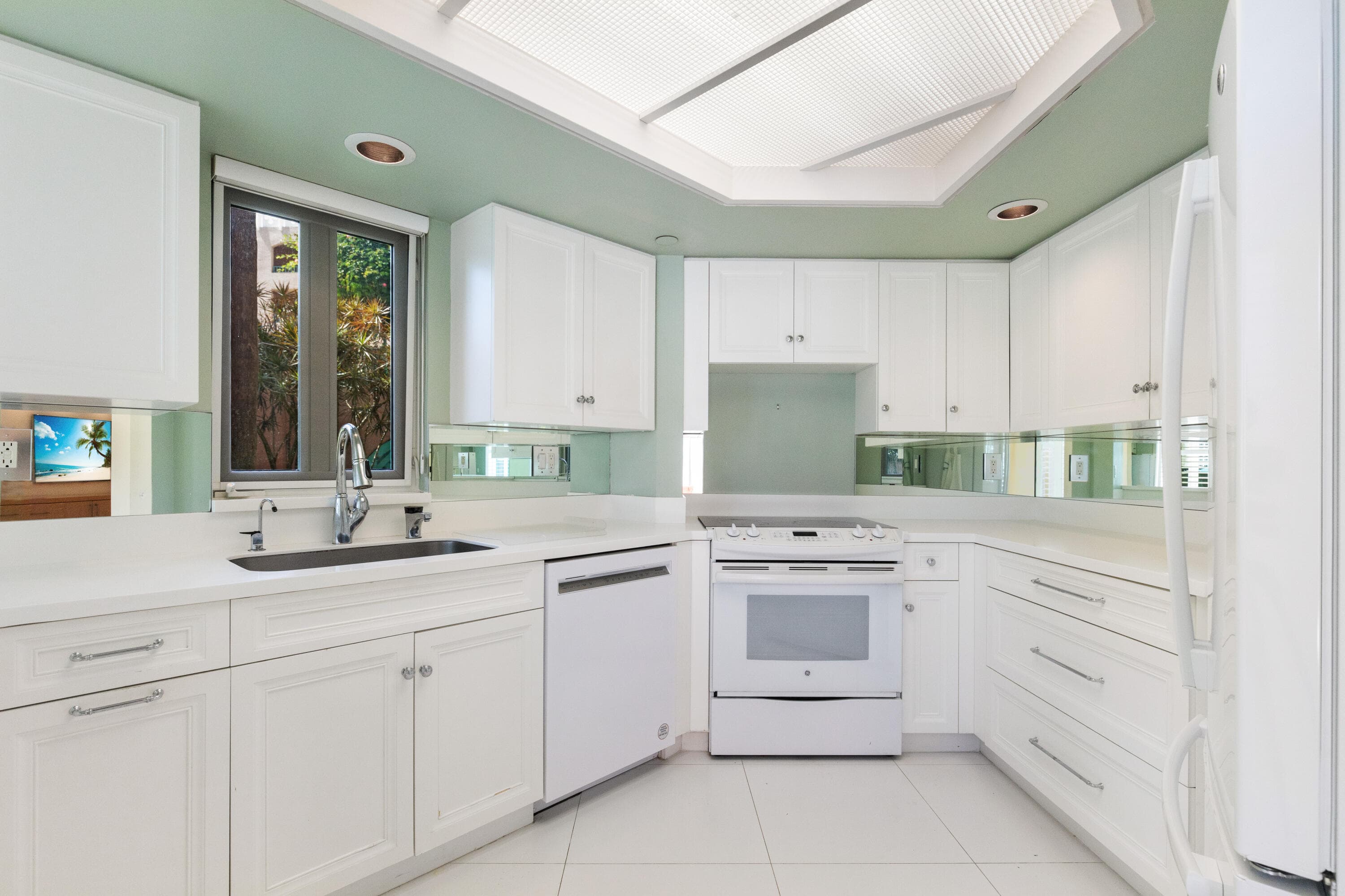 120 SE 5th Avenue Apt 128, Boca Raton, FL 33432 — photo 14 of 46