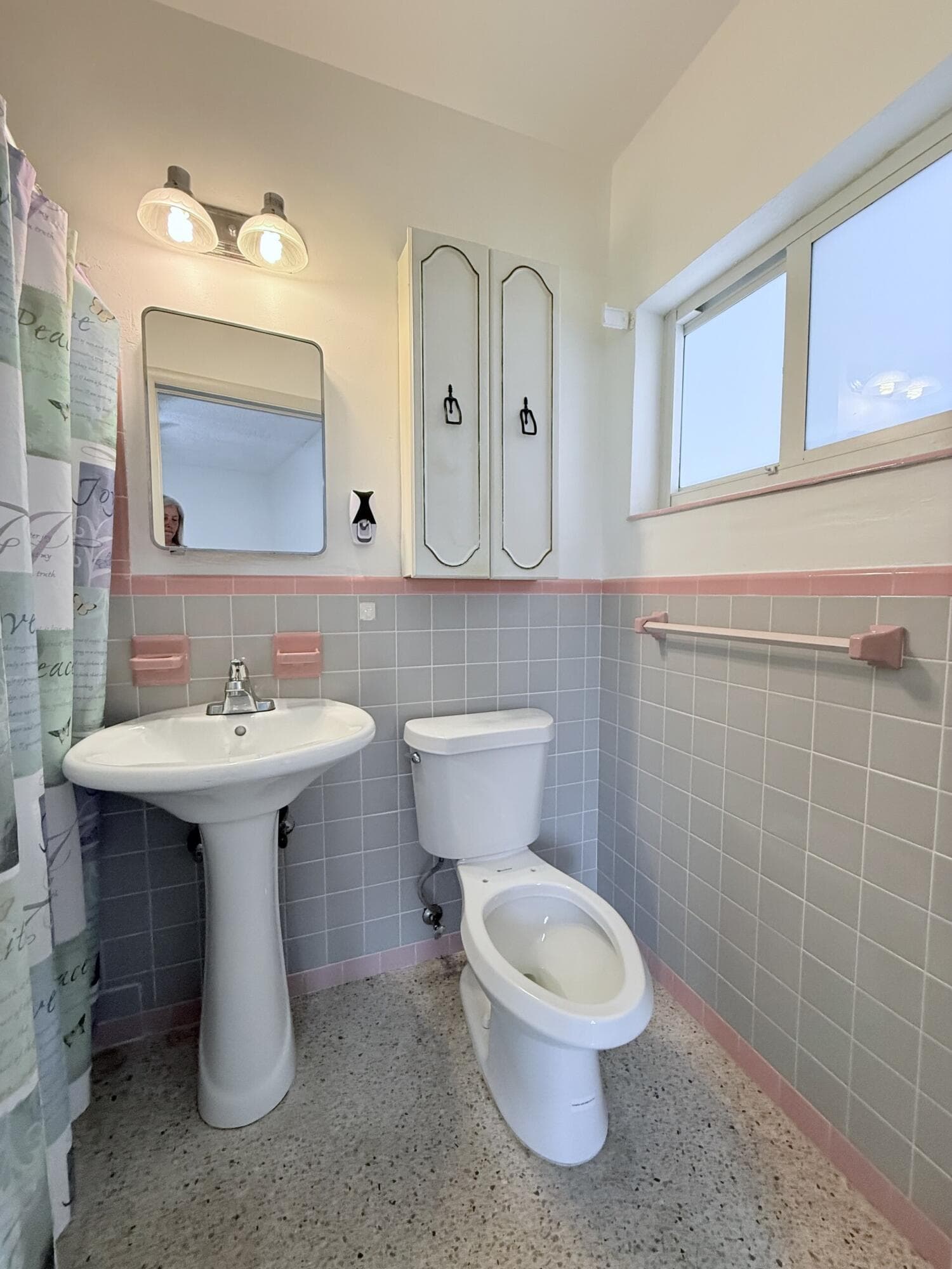 957 W 67th Street, Hialeah, FL 33012 — photo 10 of 15