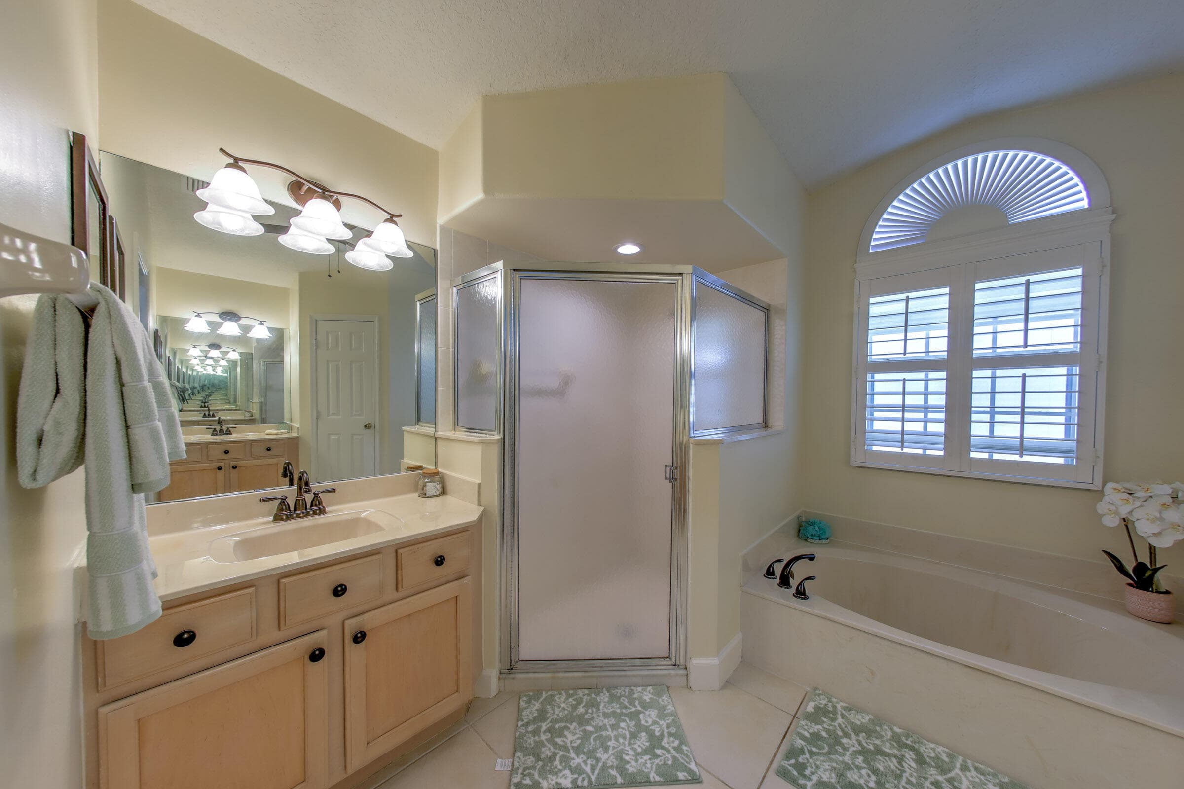 2025 SE Allamanda Drive, Port St. Lucie, FL 34952 — photo 12 of 68