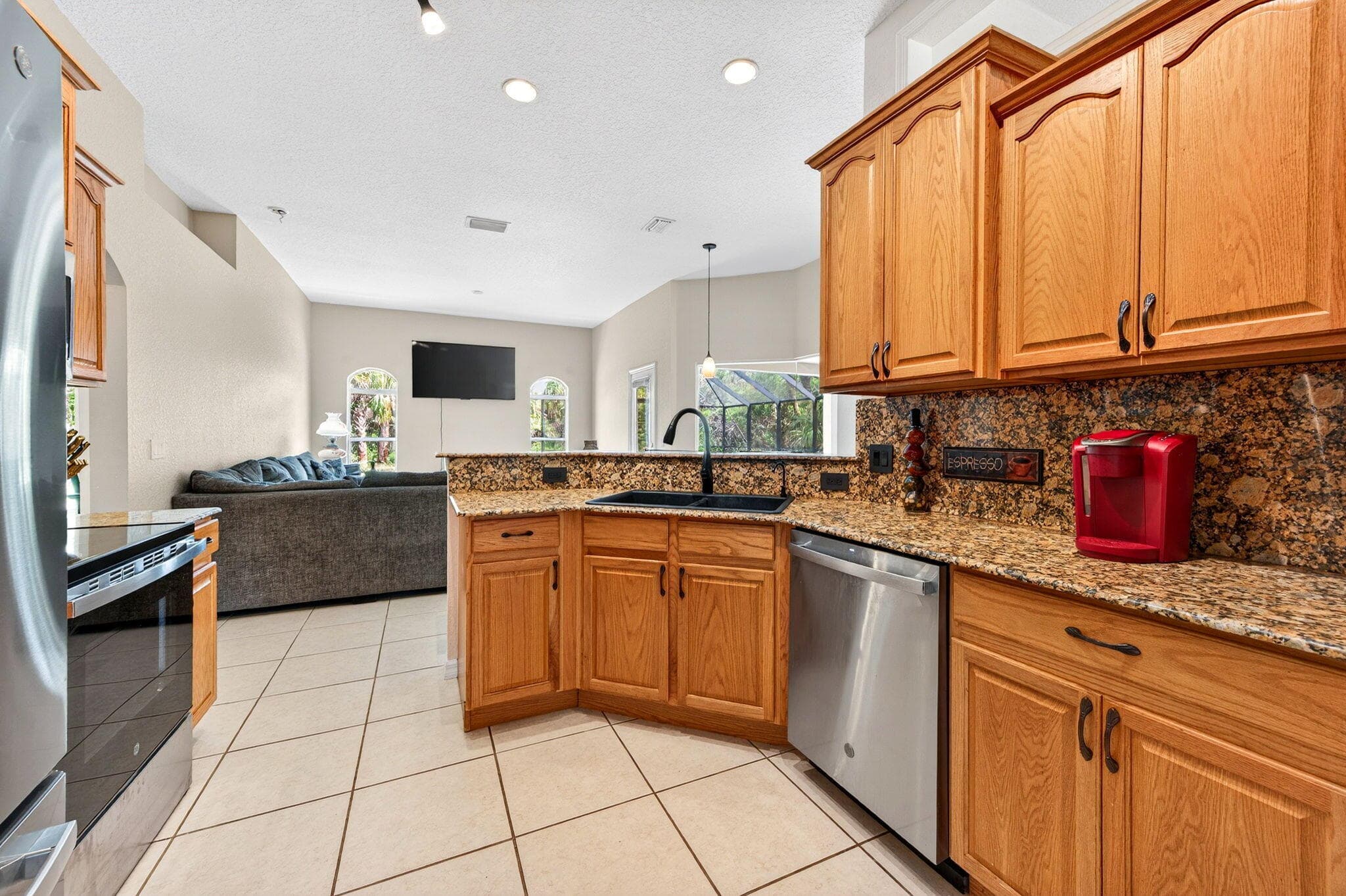 831 SW Owl St Street, Palm Bay, FL 32908 — photo 24 of 54