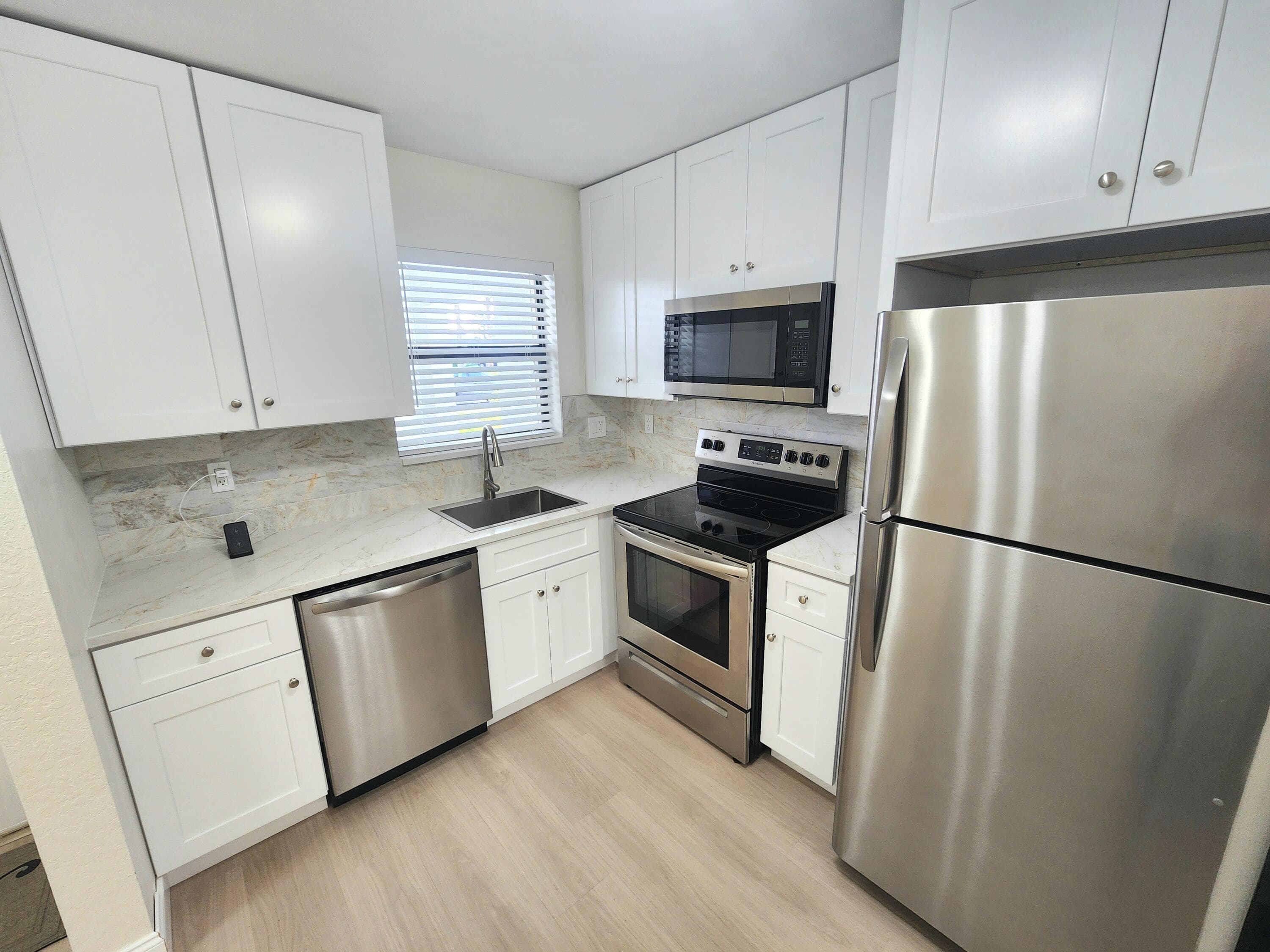 4575 Lucerne Lakes Boulevard W 104, Greenacres, FL 33467 — photo 3 of 23
