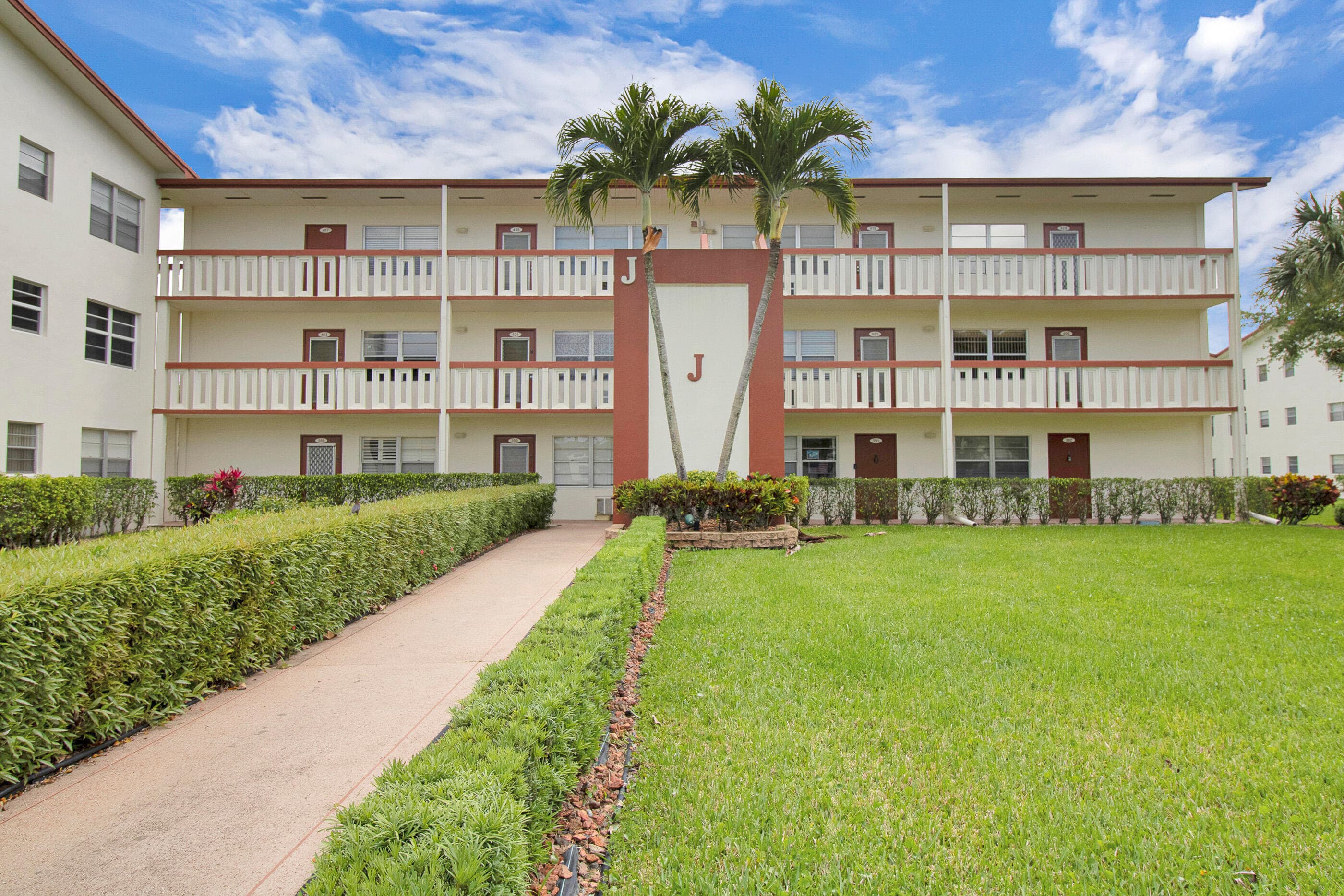 412 Brighton J, Boca Raton, FL 33434 — photo 18 of 48