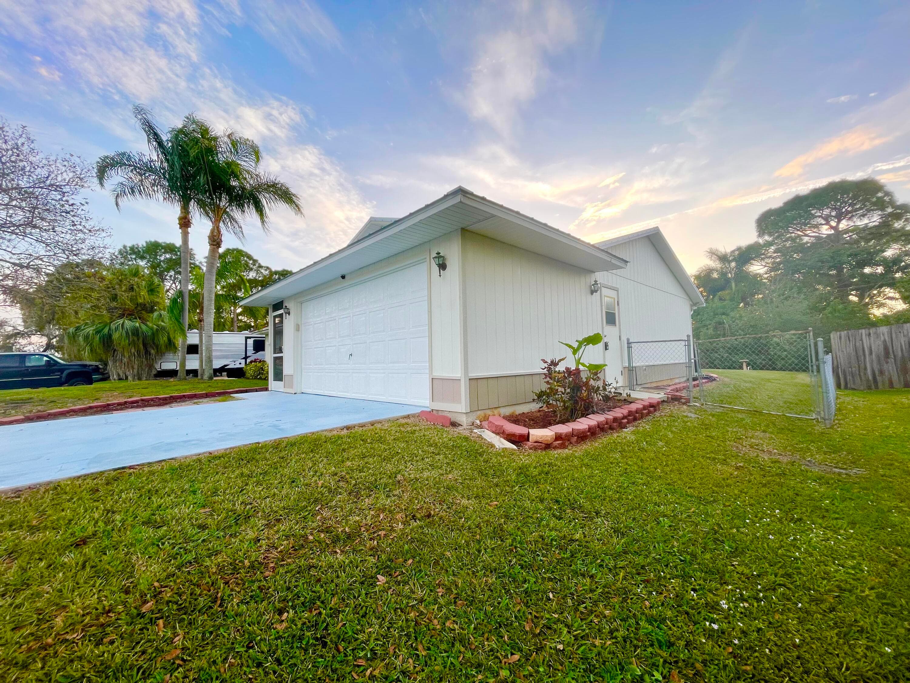 1150 SW Jumper Street, Port St. Lucie, FL 34983 — photo 3 of 31