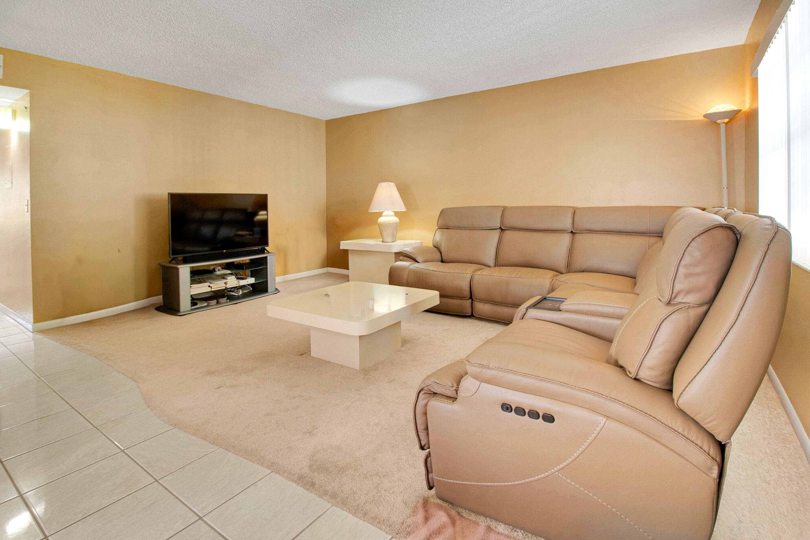525 Capri K, Delray Beach, FL 33484 — photo 3 of 27