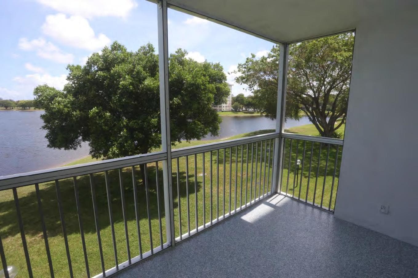 3091 N Course Drive 303, Pompano Beach, FL 33069 — photo 22 of 25