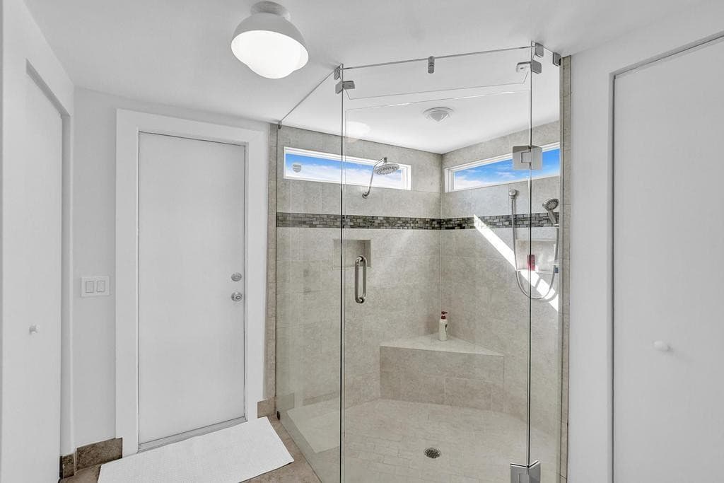 5581 NE 31st Avenue, Fort Lauderdale, FL 33308 — photo 38 of 56