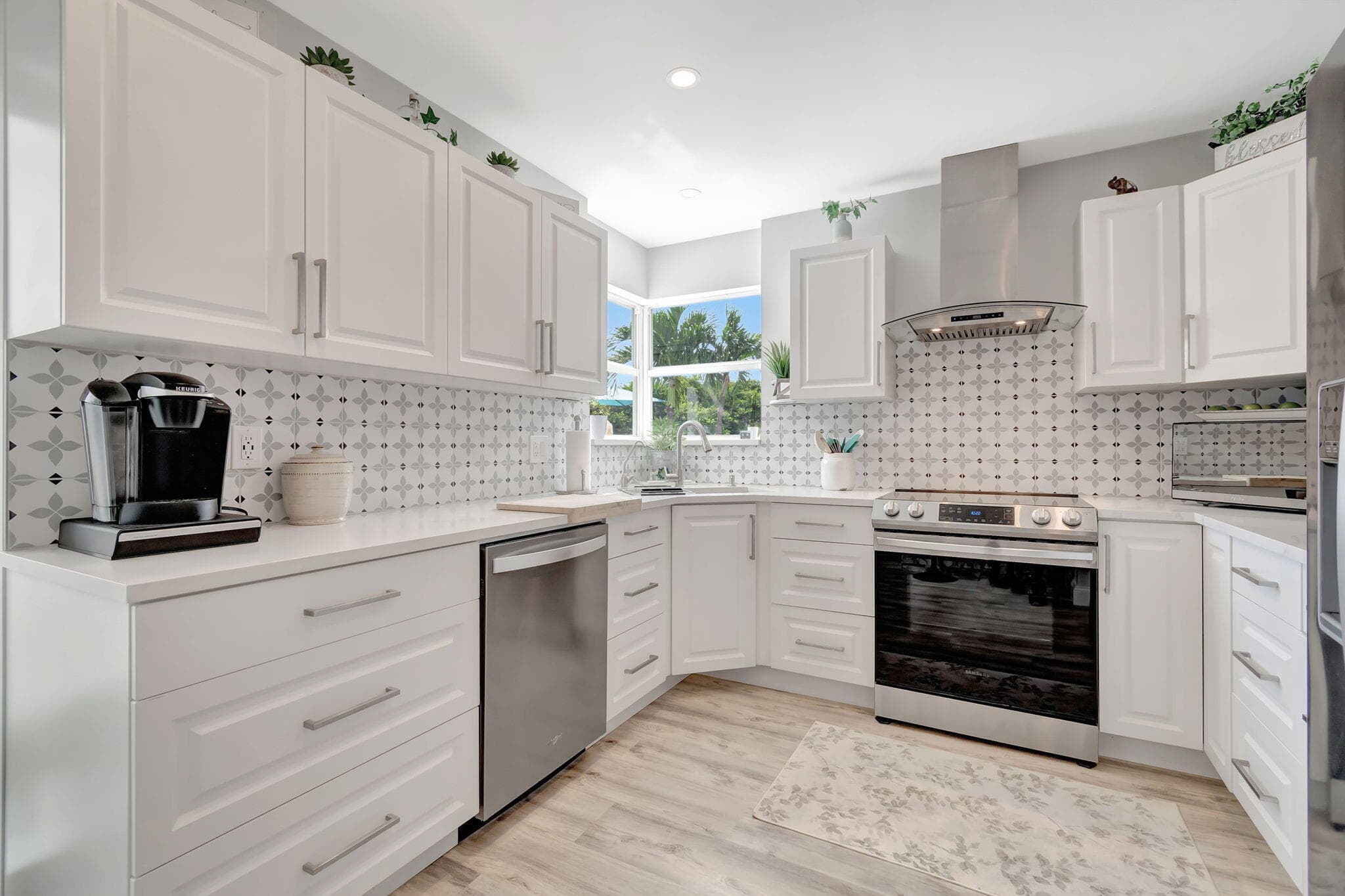 302 Venice Drive, Boynton Beach, FL 33426 — photo 14 of 37