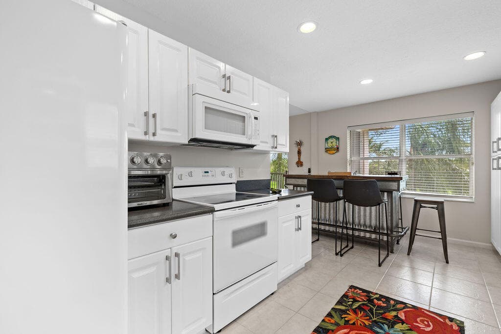 8050 Aberdeen Drive 202, Boynton Beach, FL 33472 — photo 25 of 99