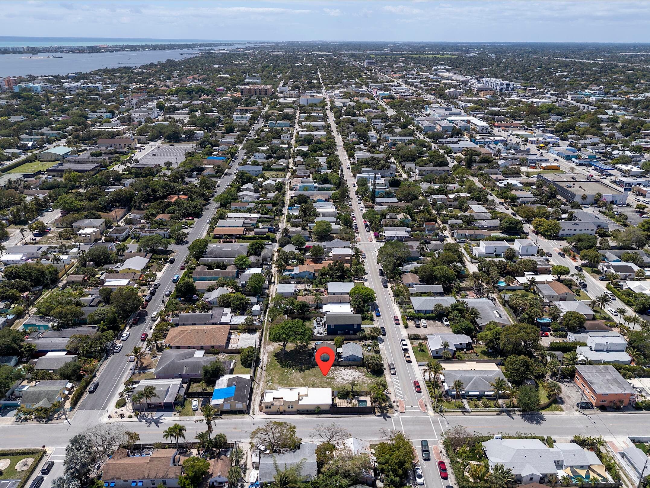 628 N K Street, Lake Worth Beach, FL 33460 — photo 4 of 13