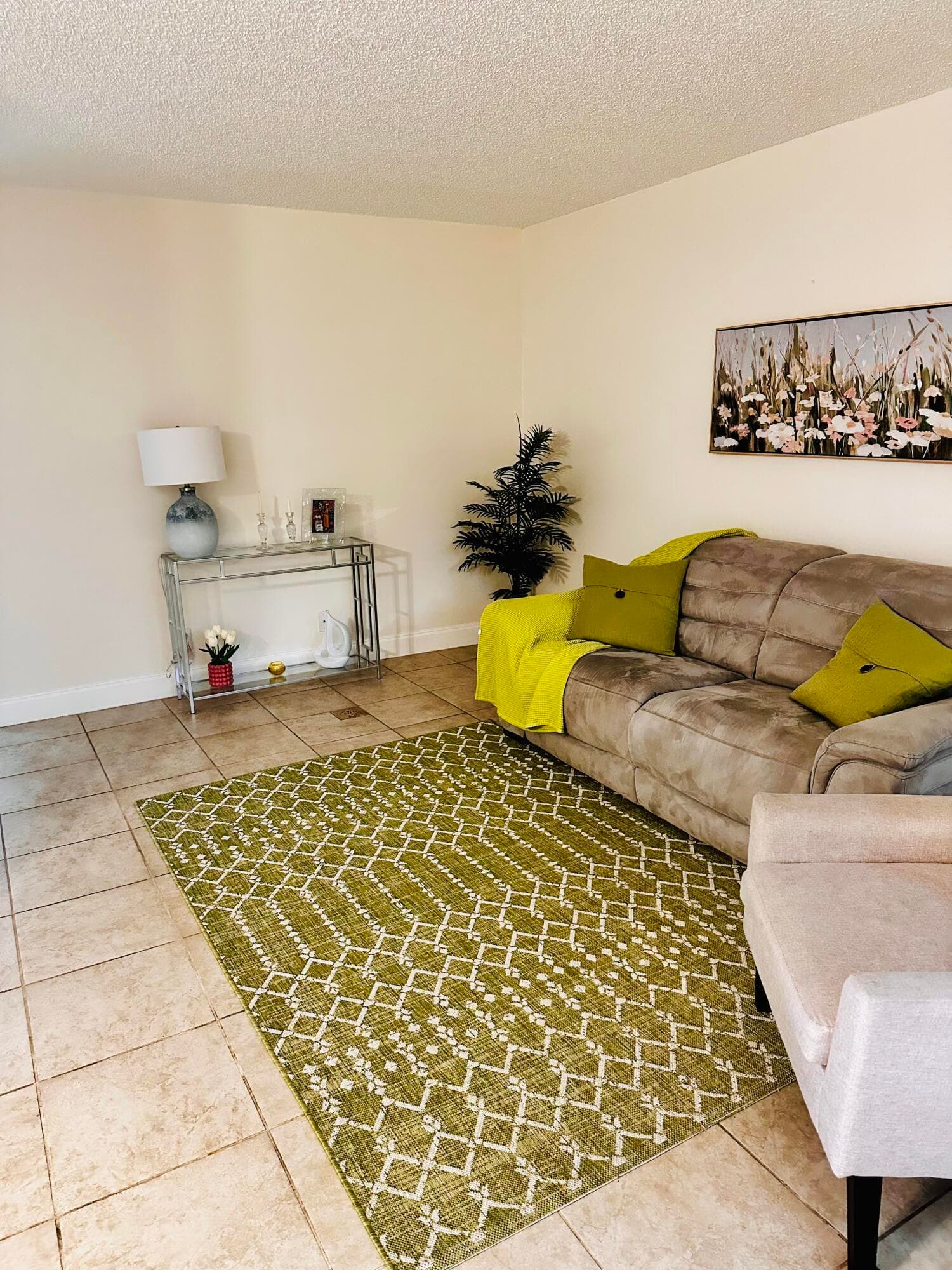 13500 SW 1st Street 111u, Pembroke Pines, FL 33027 — photo 3 of 12