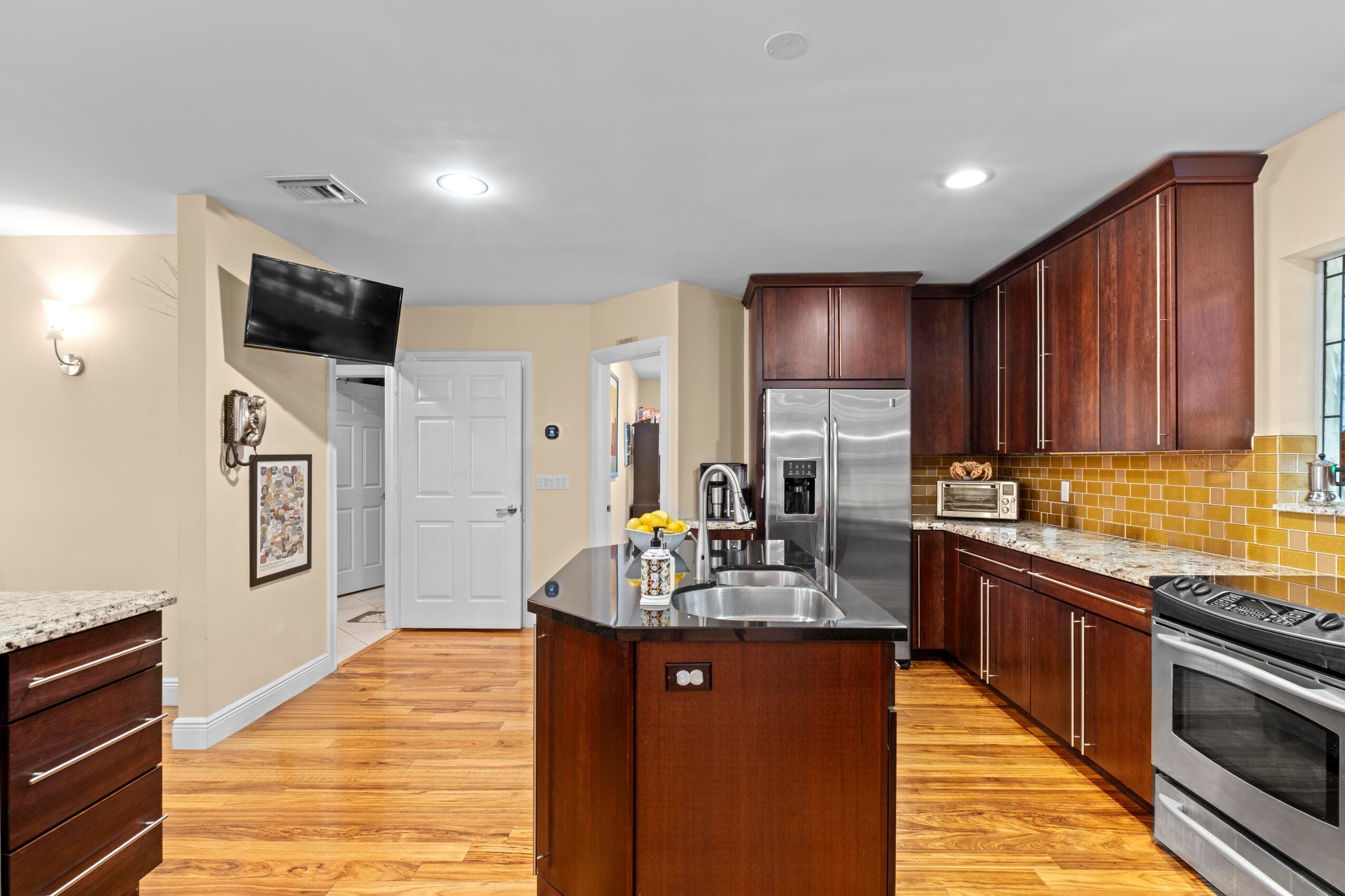 2700 NE 4th Way, Boca Raton, FL 33431 — photo 7 of 41