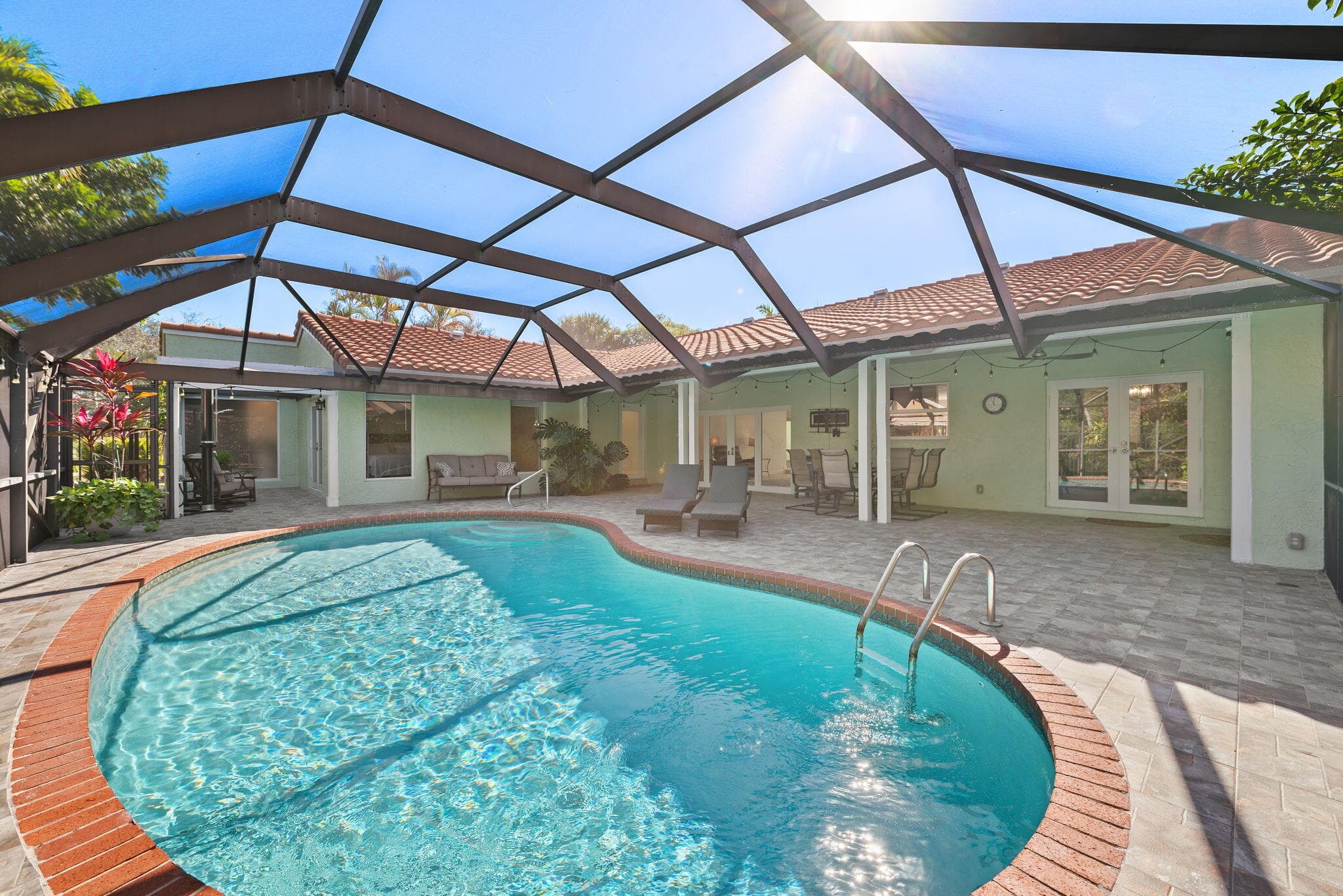 301 Jacaranda Drive, Plantation, FL 33324 — photo 35 of 46