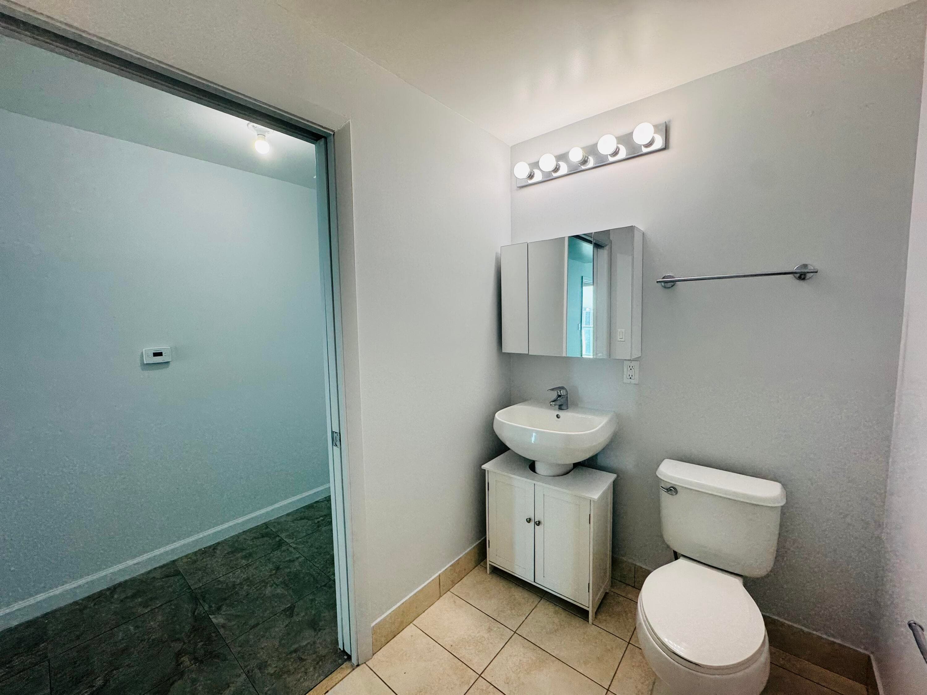 1900 N Bayshore Drive 3609, Miami, FL 33132 — photo 5 of 21