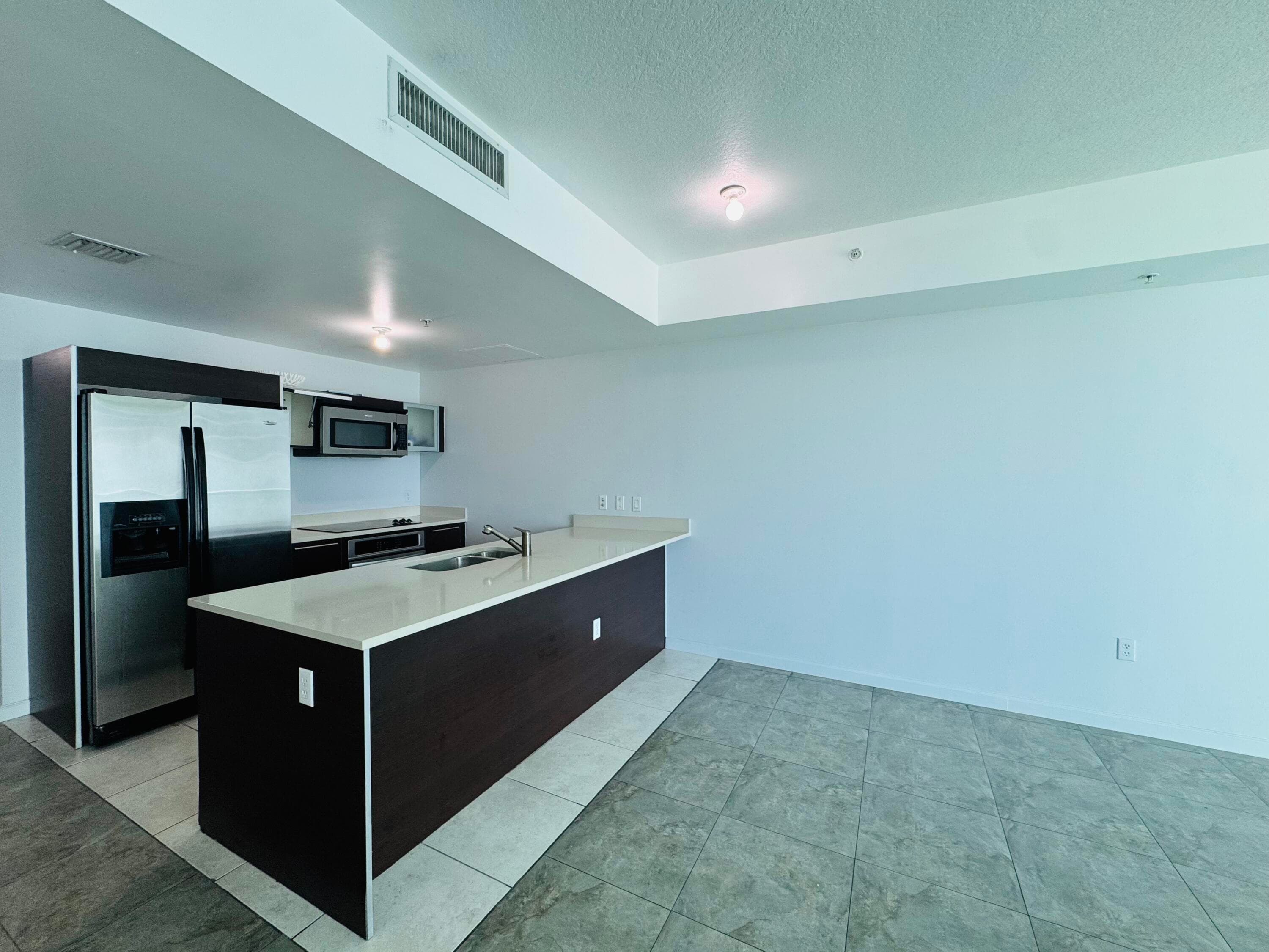 1900 N Bayshore Drive 3609, Miami, FL 33132 — photo