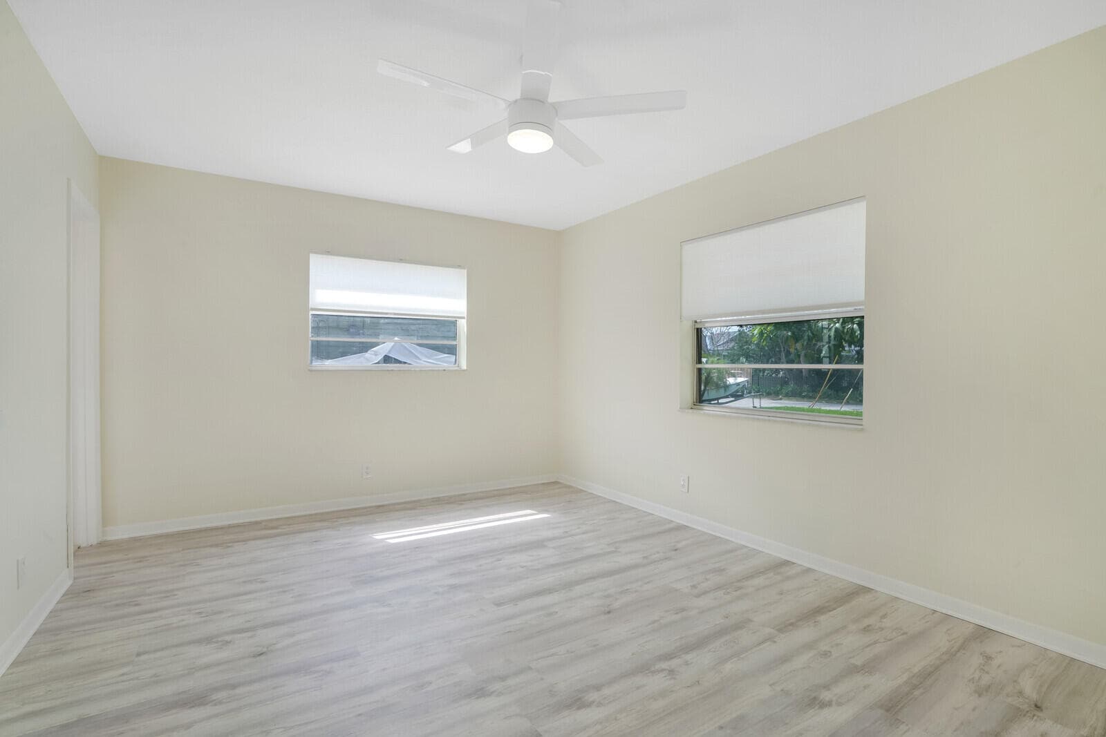 3800 Calvin Avenue, West Palm Beach, FL 33407 — photo 9 of 28