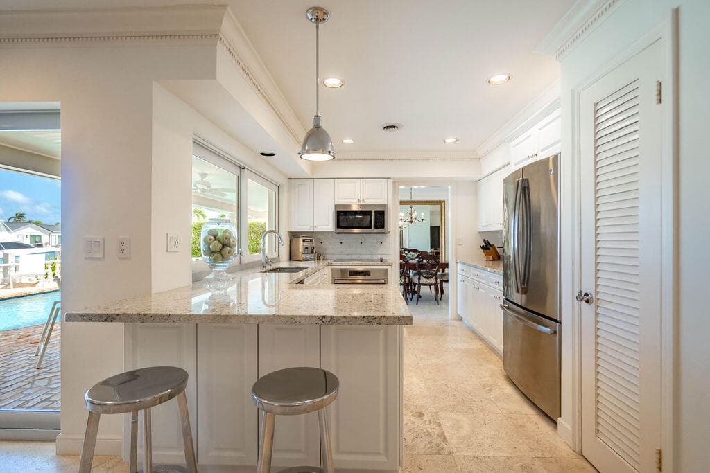 4450 NE 24th Terrace, Lighthouse Point, FL 33064 — photo 15 of 47